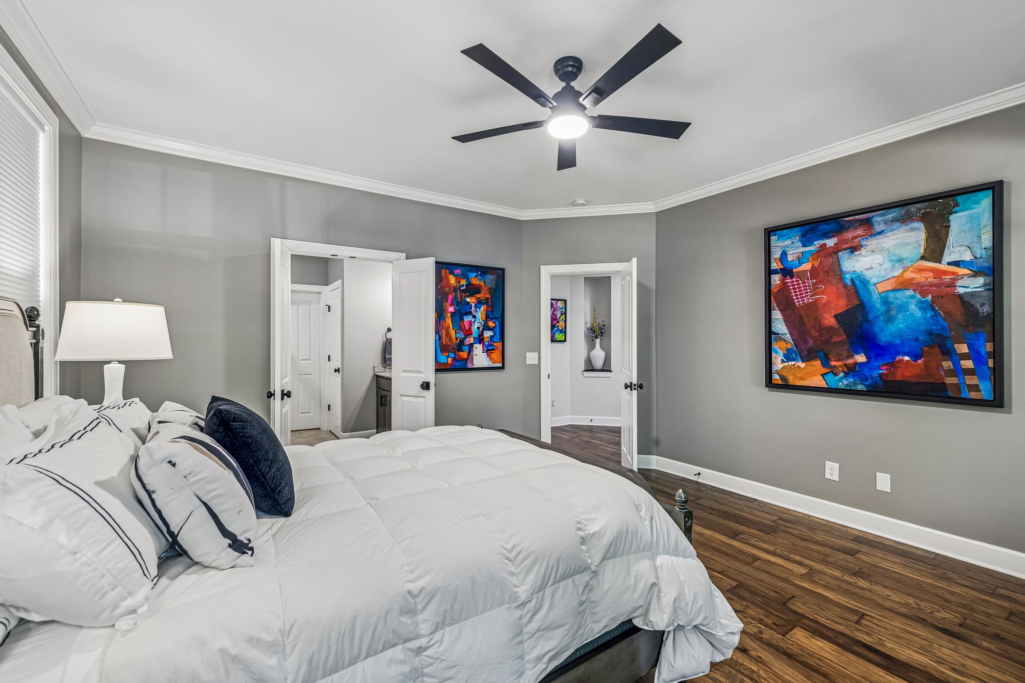 522 Sydenham Dr