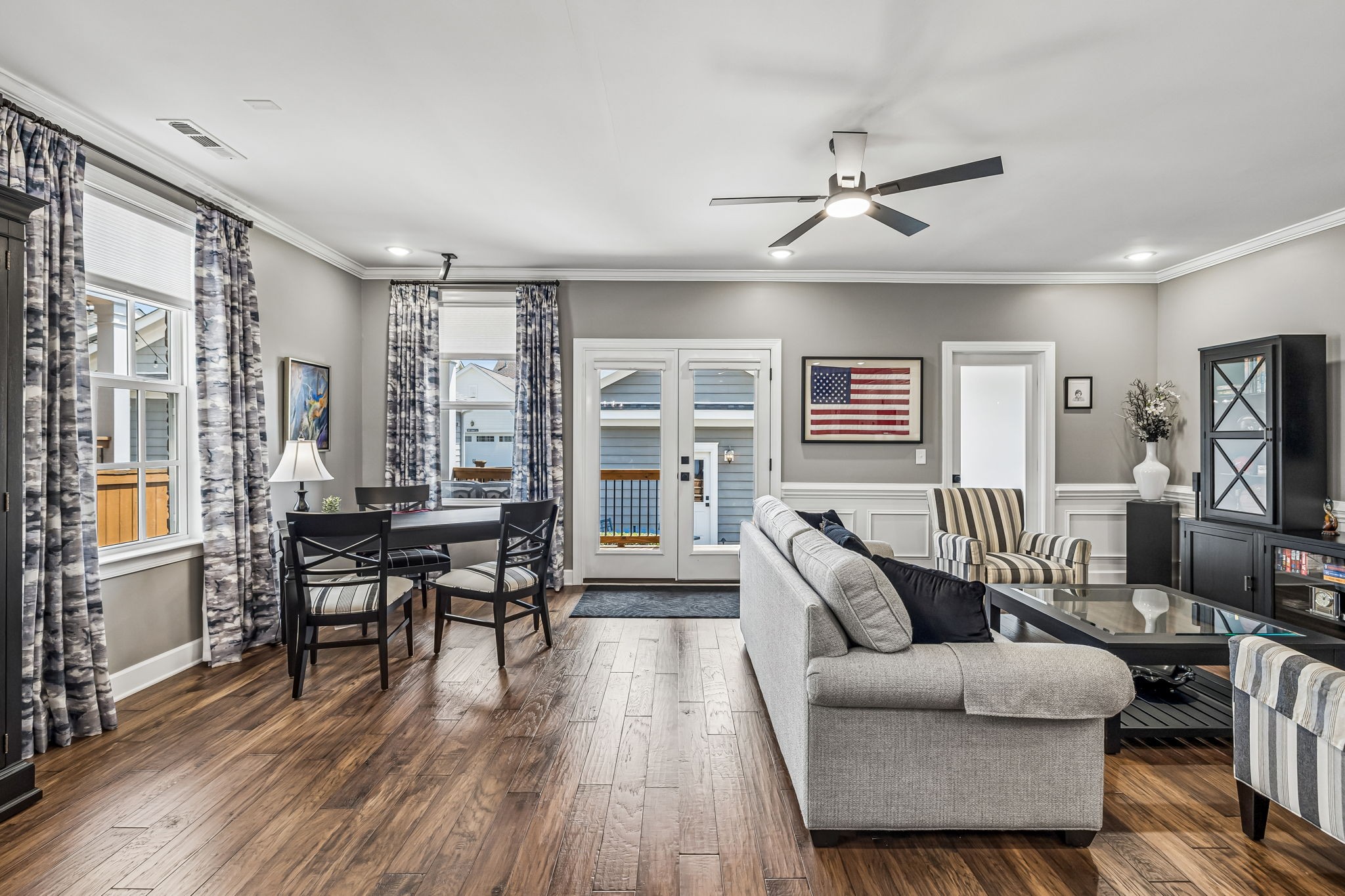 522 Sydenham Dr