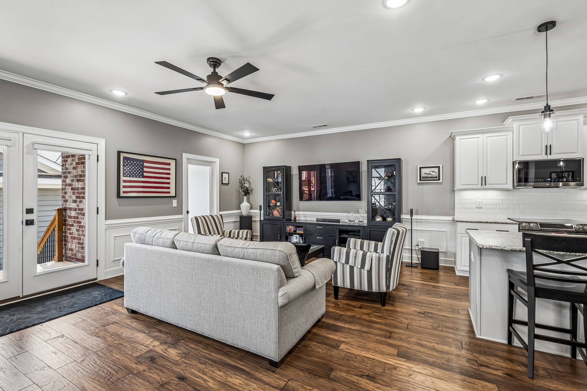 522 Sydenham Dr