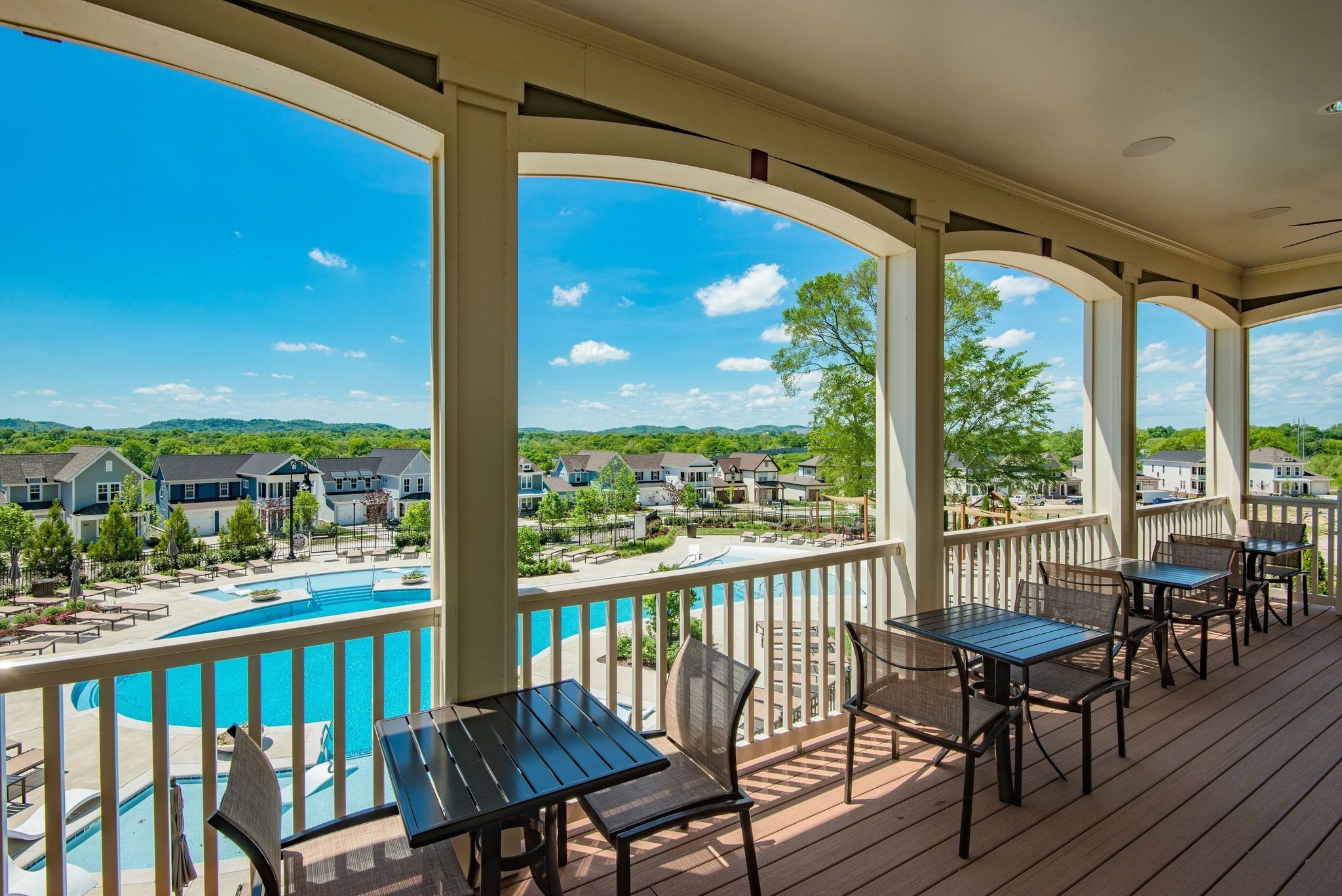 522 Sydenham Dr