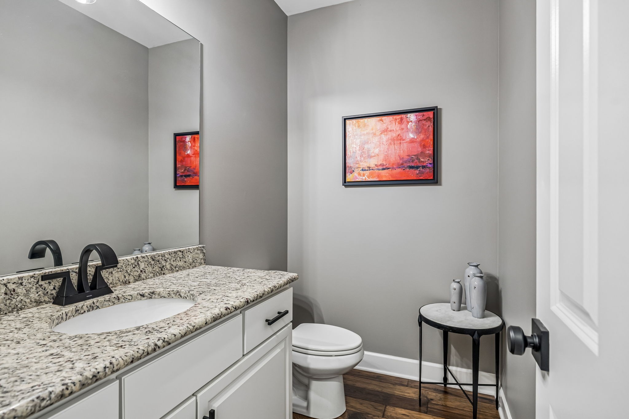 522 Sydenham Dr