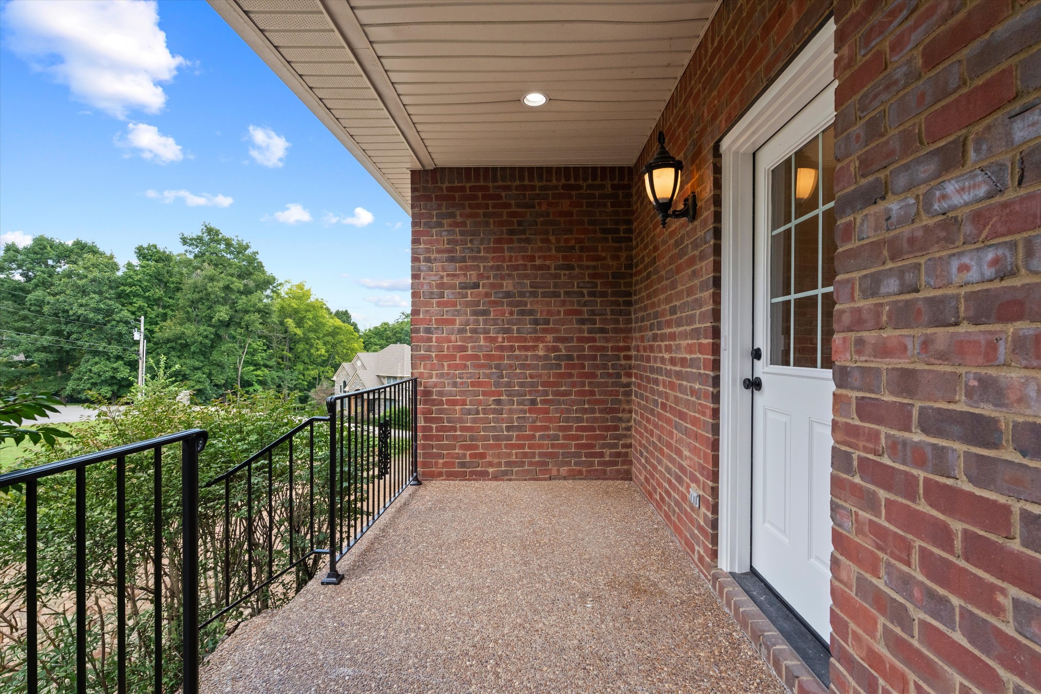 1227 Mount Vernon Ln