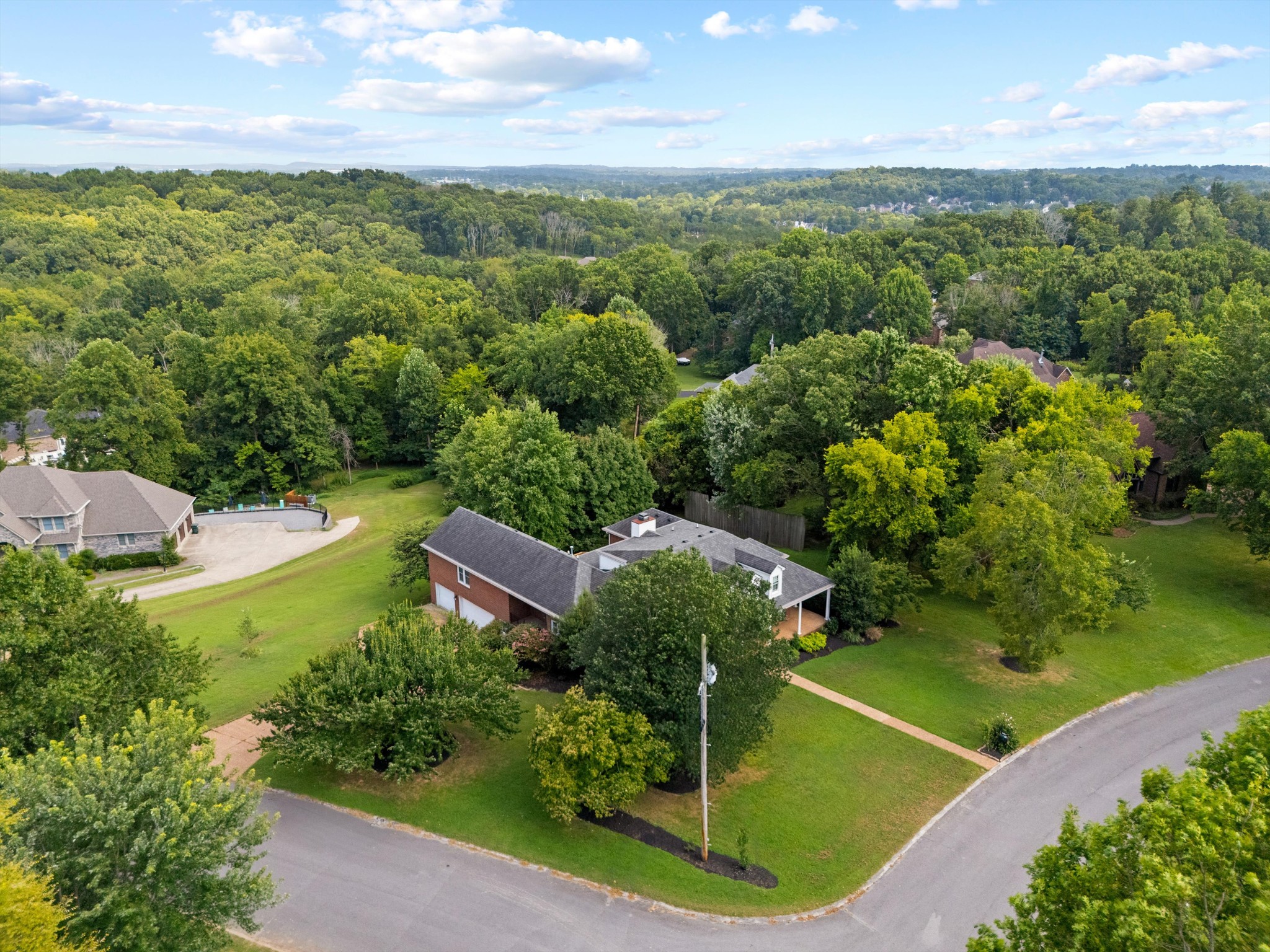 1227 Mount Vernon Ln