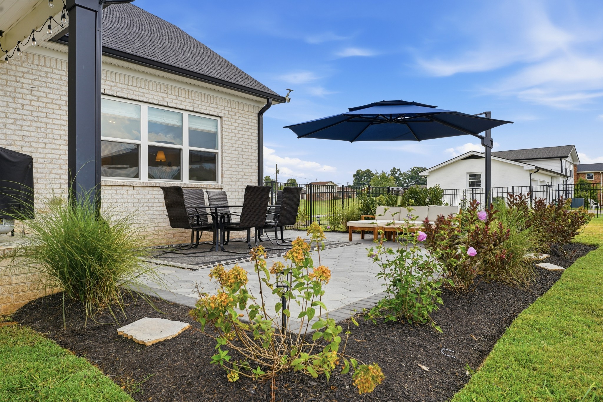 1412 Barrett Dr