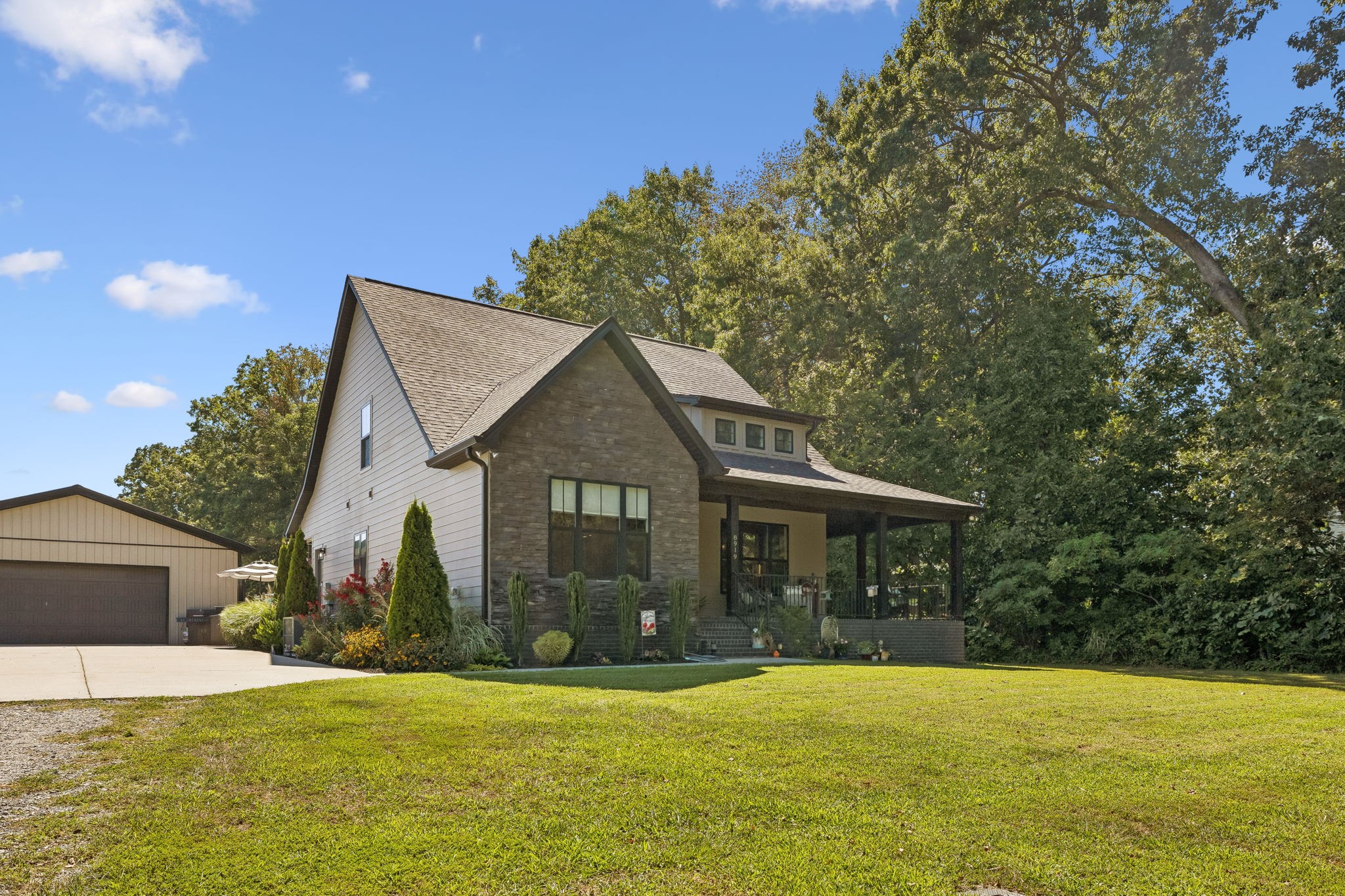 8919 Cedar Grove Rd