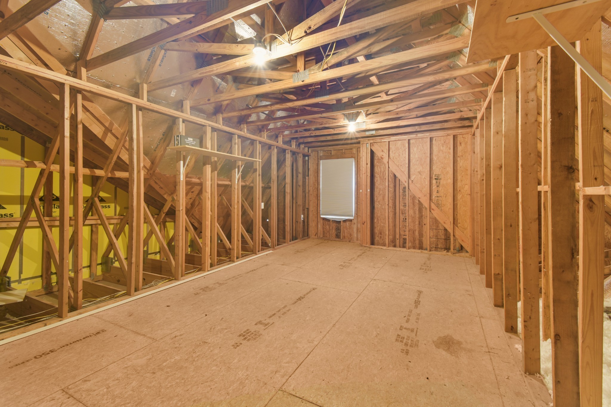 835 Meadowcrest Way