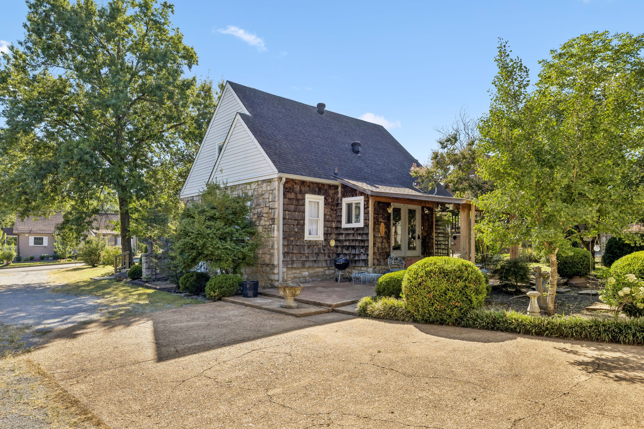 3100 River Dr