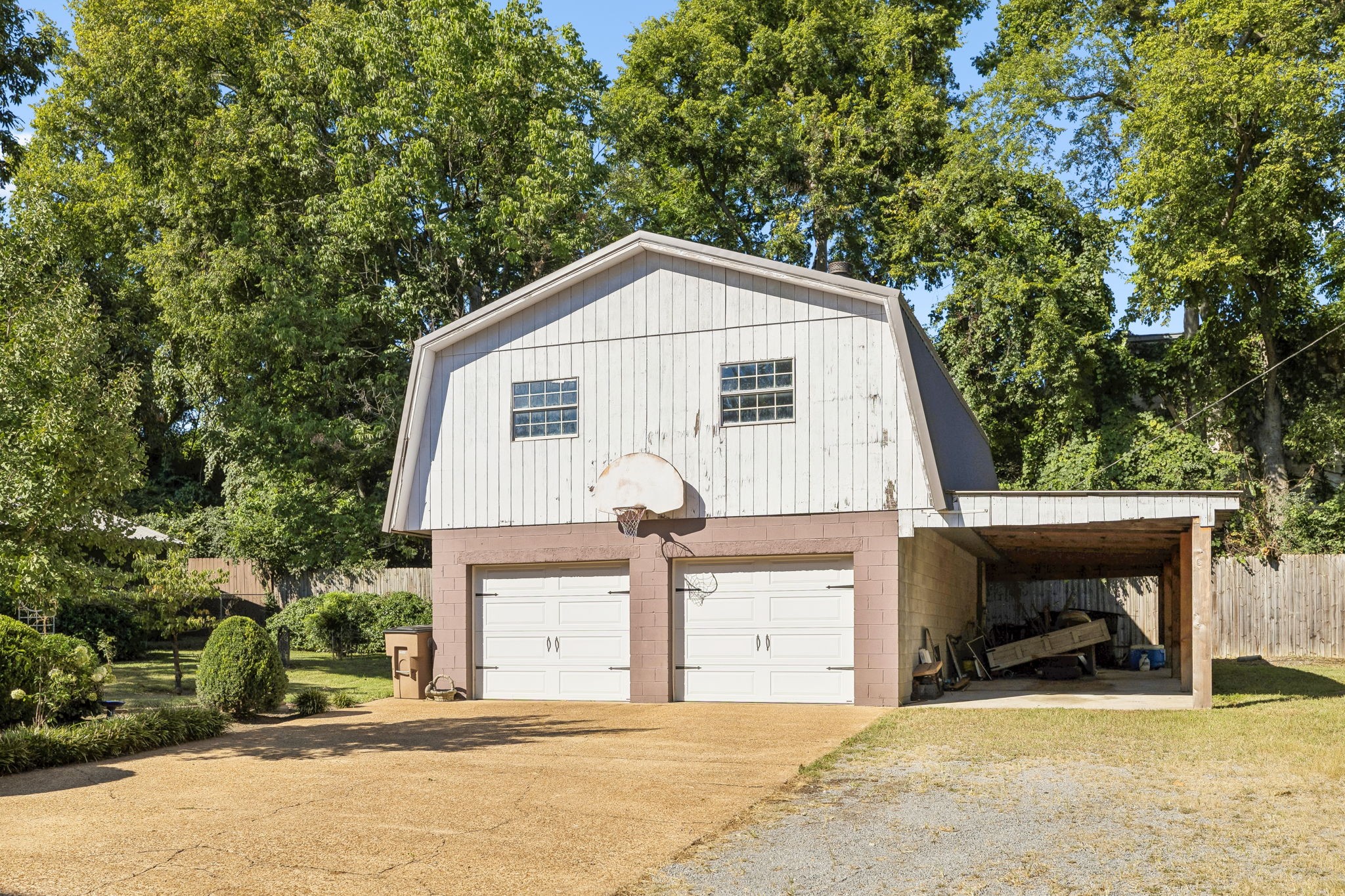3100 River Dr