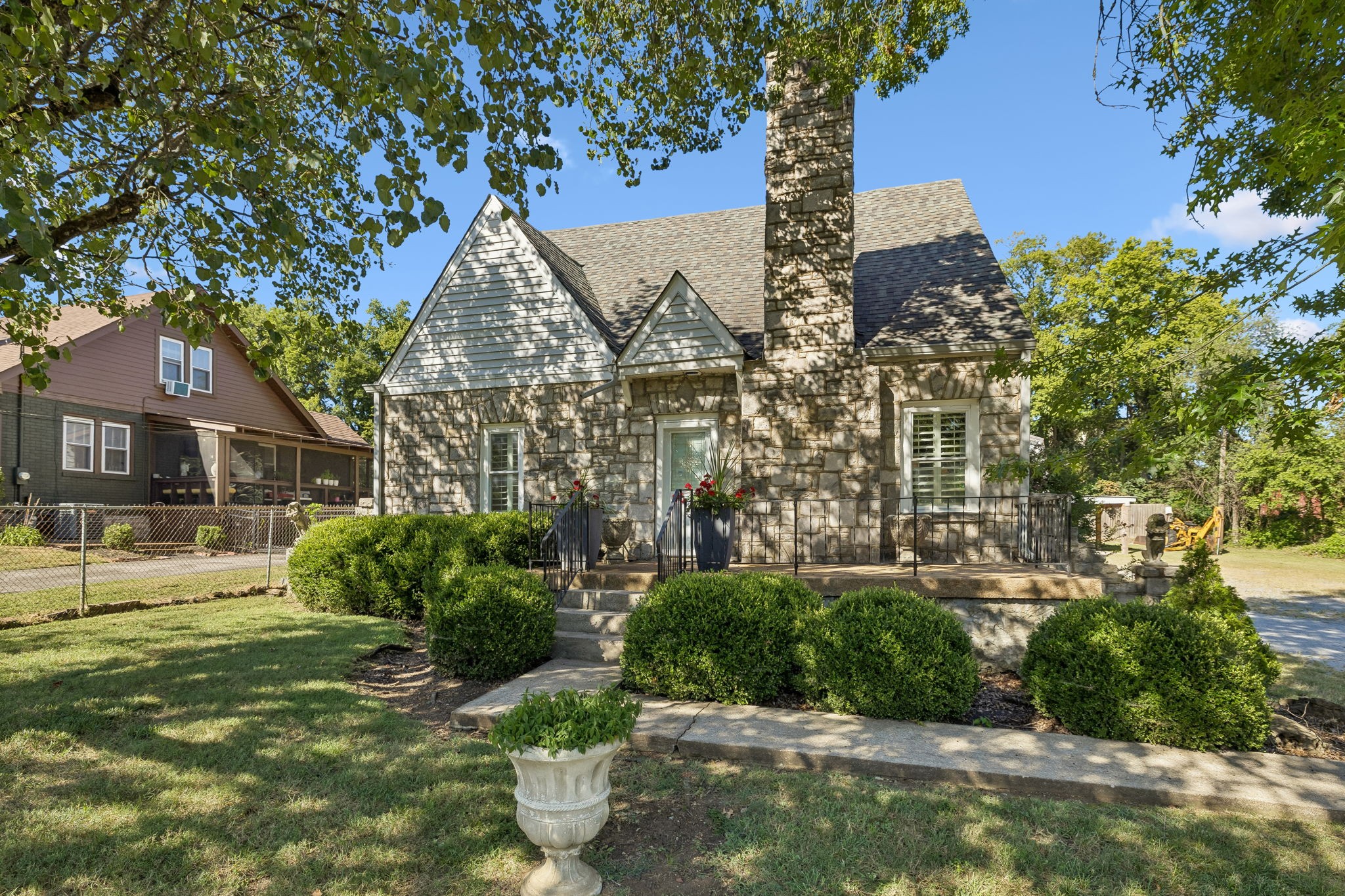 3100 River Dr
