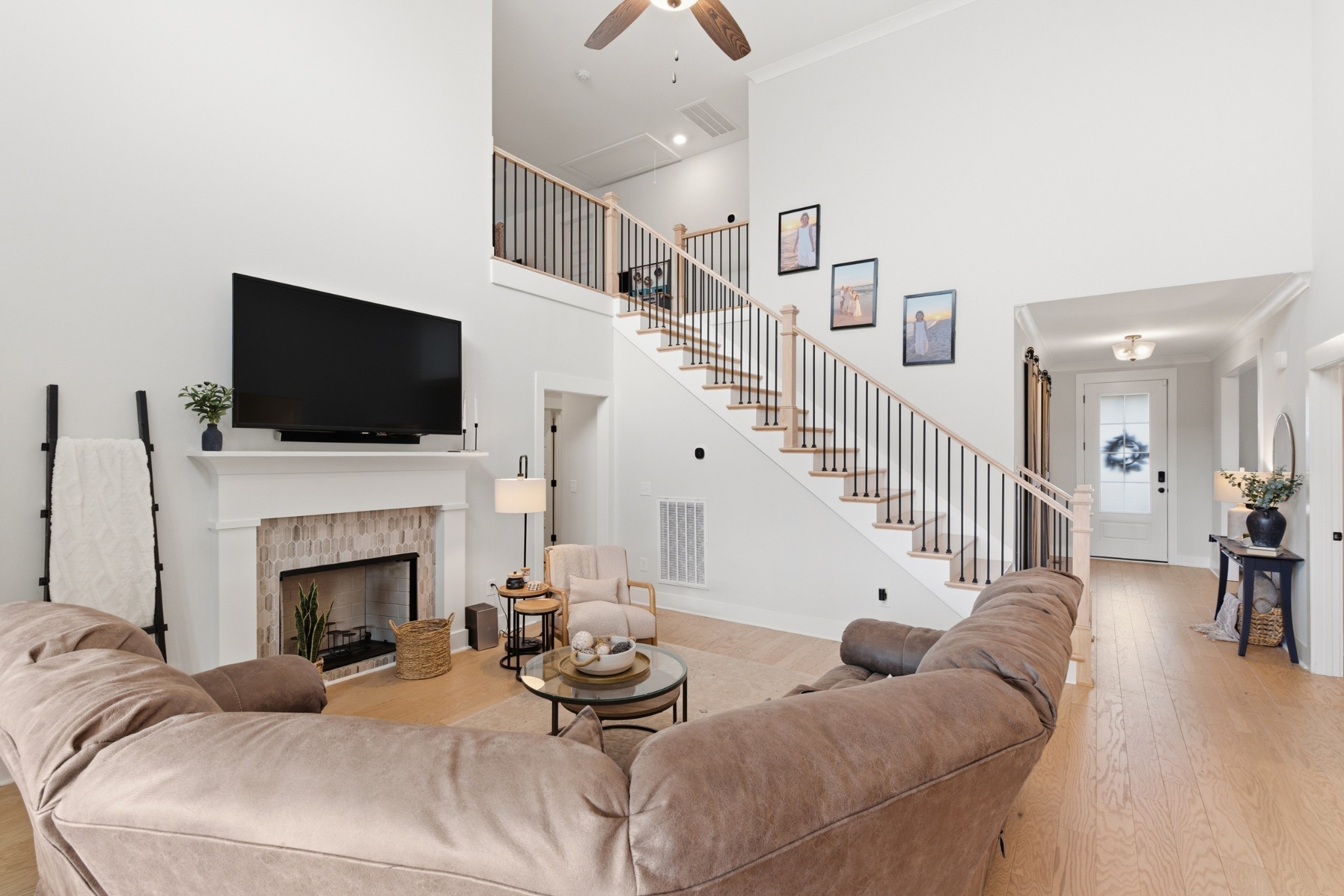 301 Goodwin Ln