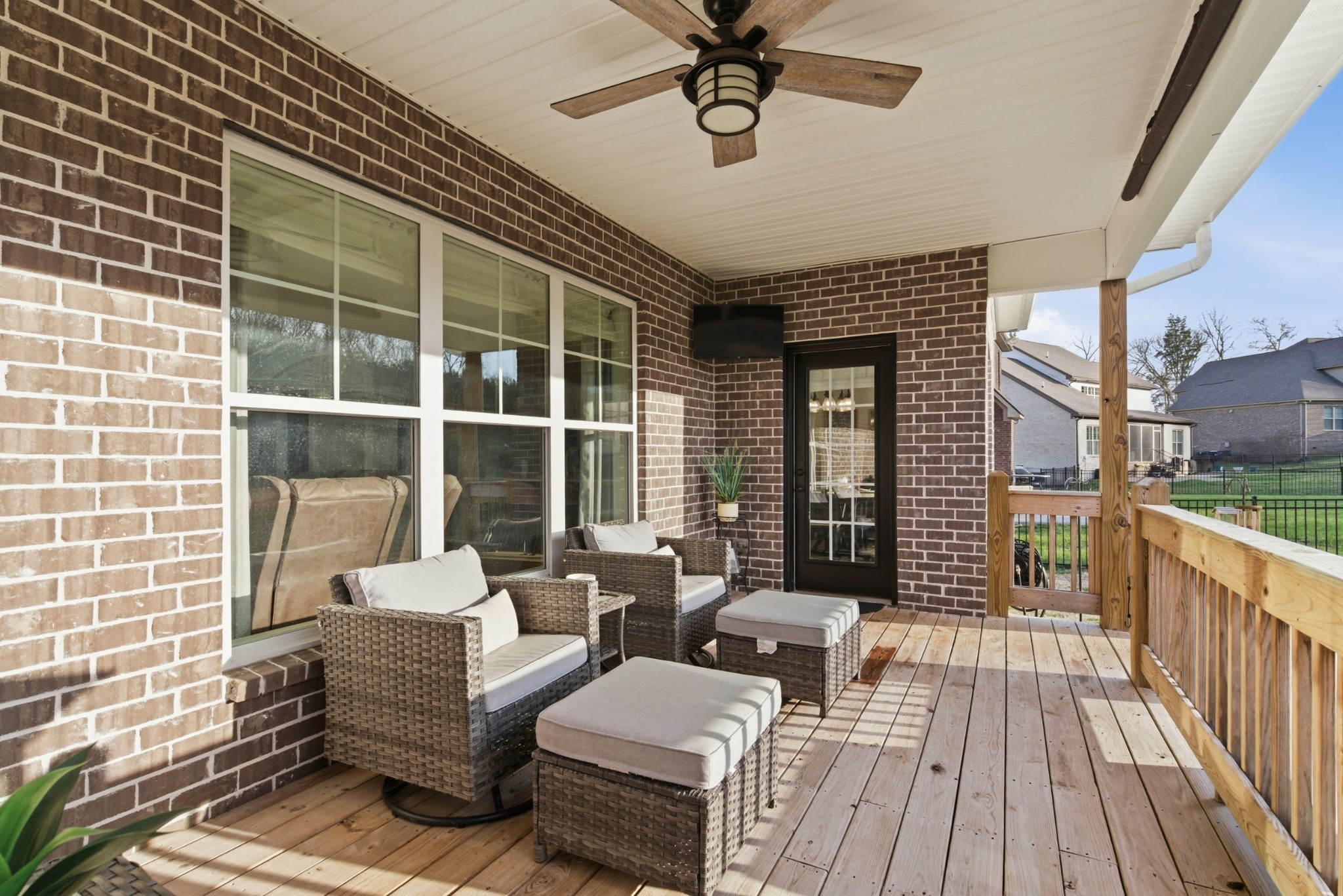 301 Goodwin Ln
