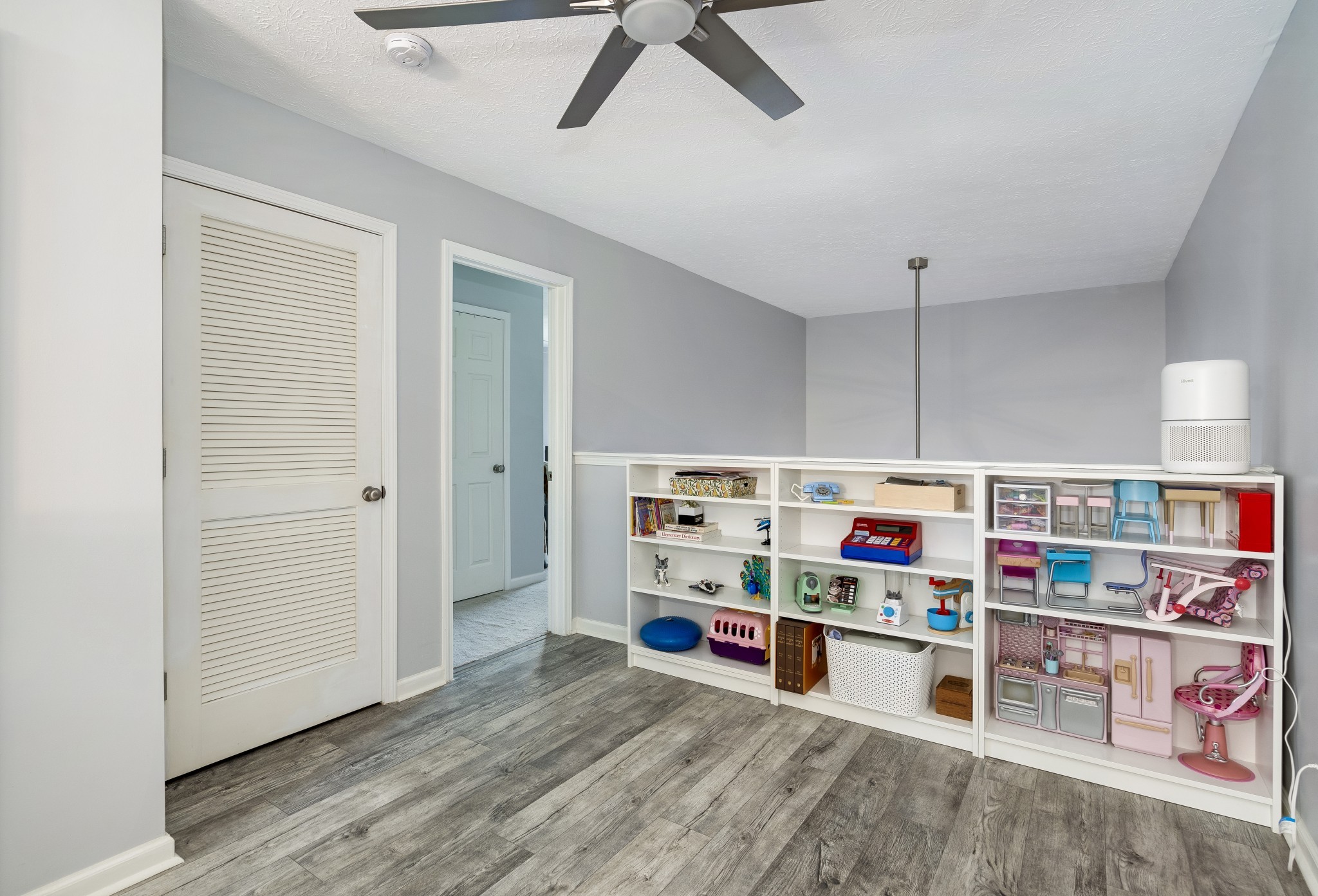 302 Villa Cir