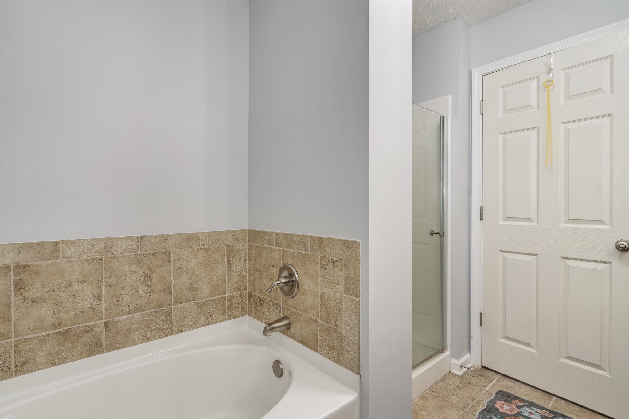 302 Villa Cir