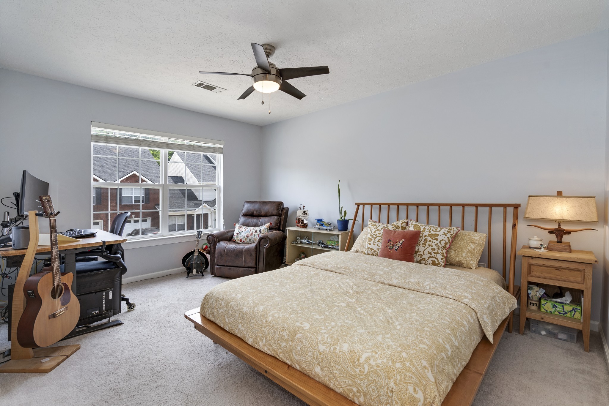 302 Villa Cir