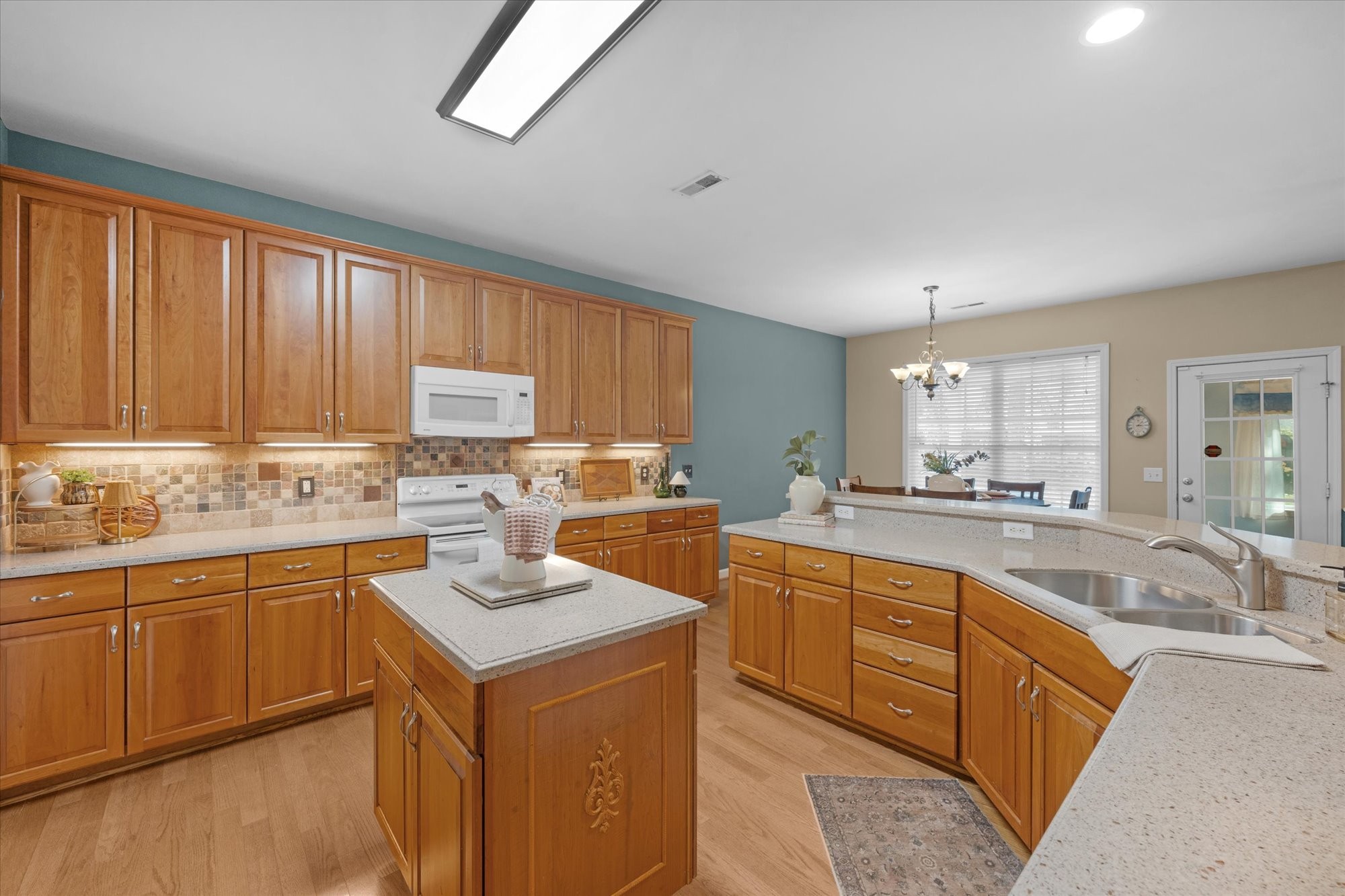 1408 Autumn Springs Ct