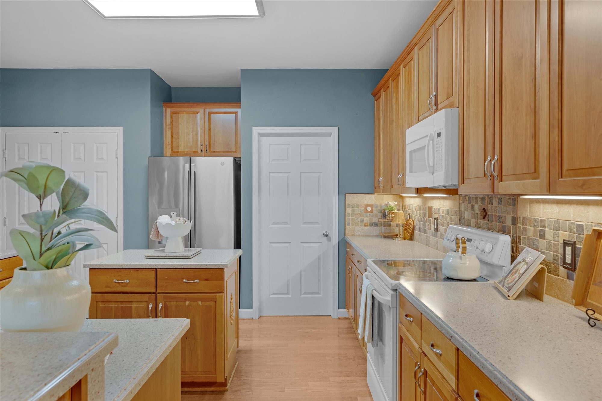 1408 Autumn Springs Ct