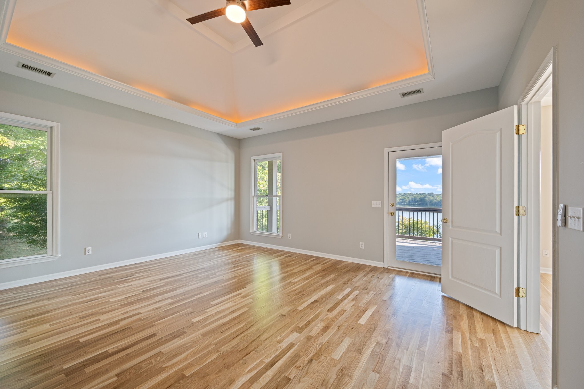 605 Lake Haven Dr