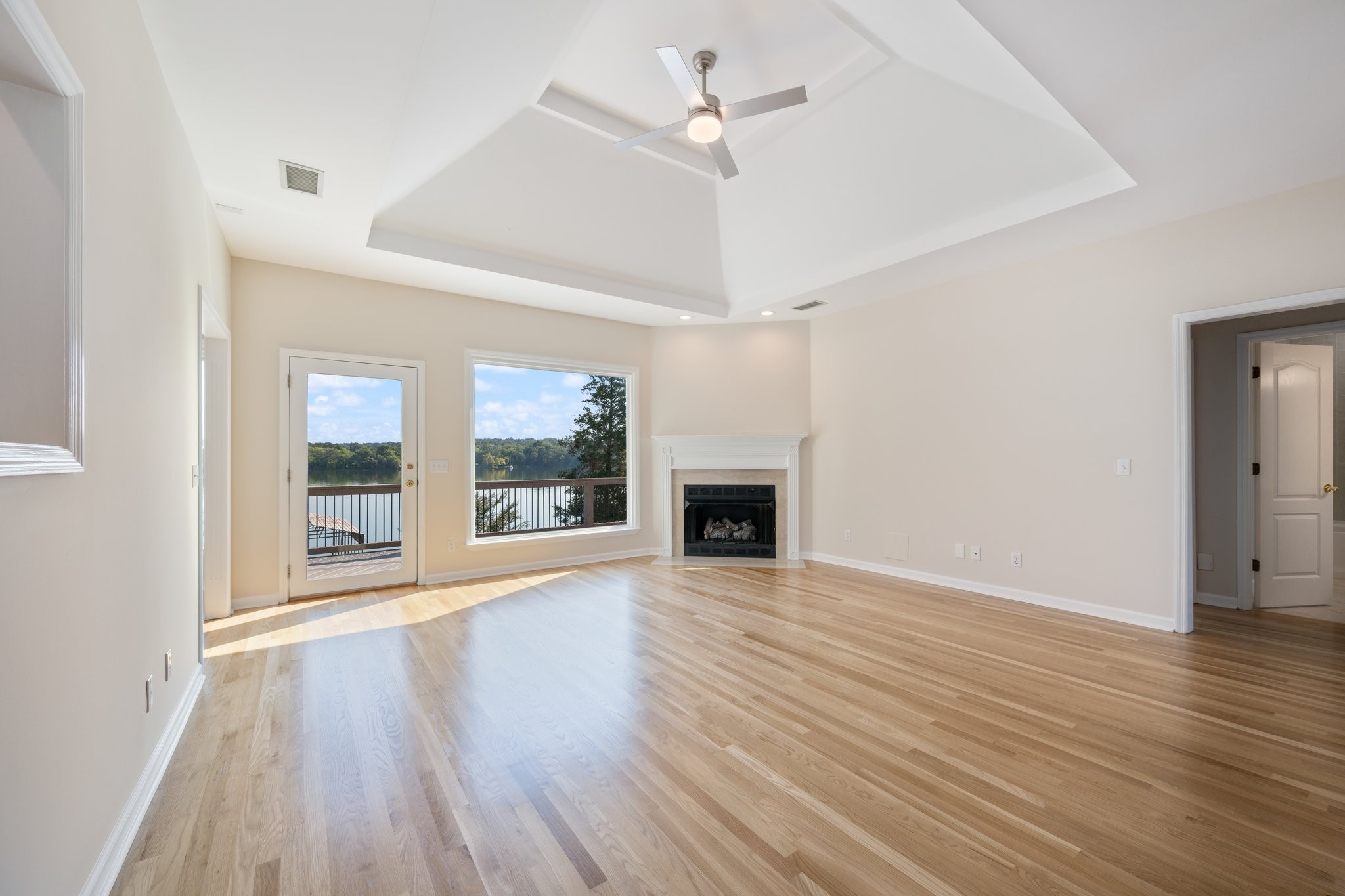 605 Lake Haven Dr