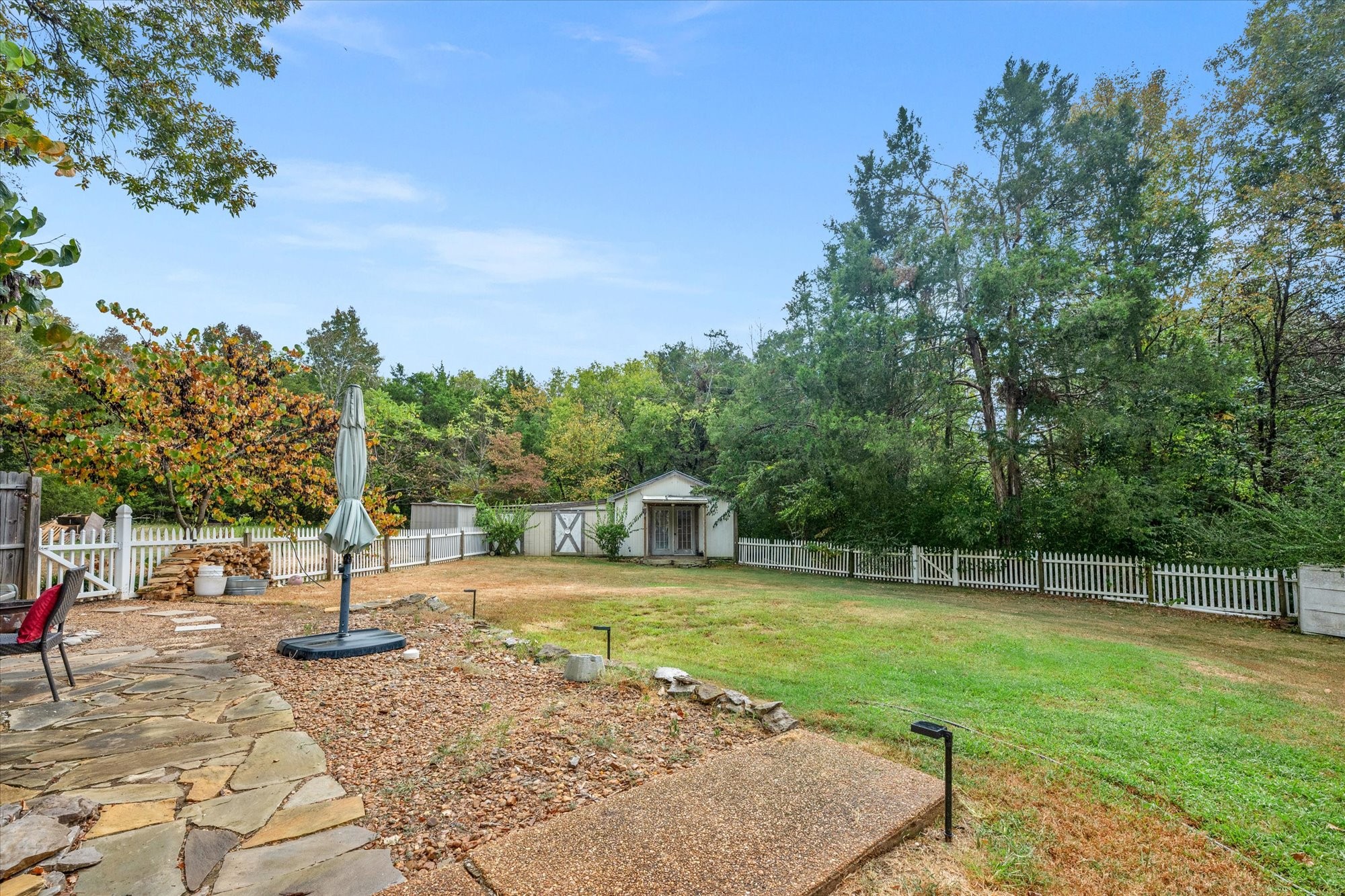 2217 Quarry Rd