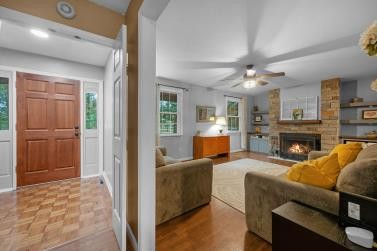 2217 Quarry Rd