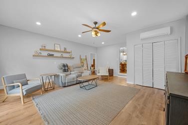 2217 Quarry Rd