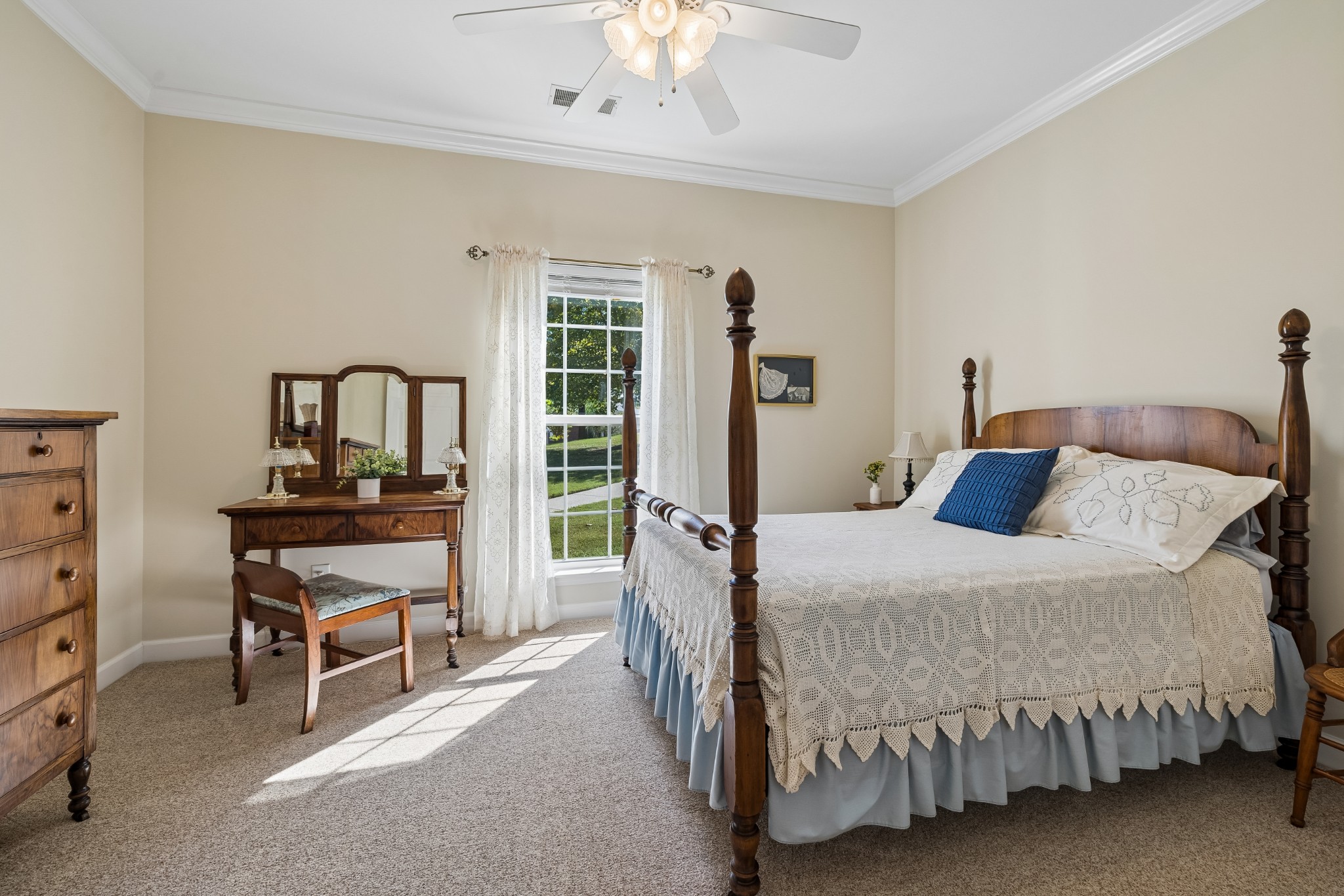 6 Donnell Ct