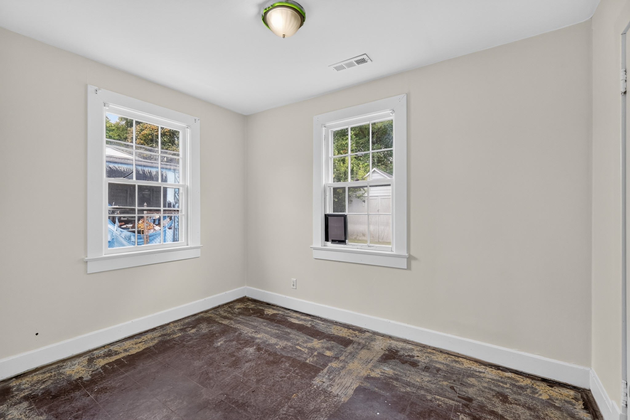 508 Eastview Drive