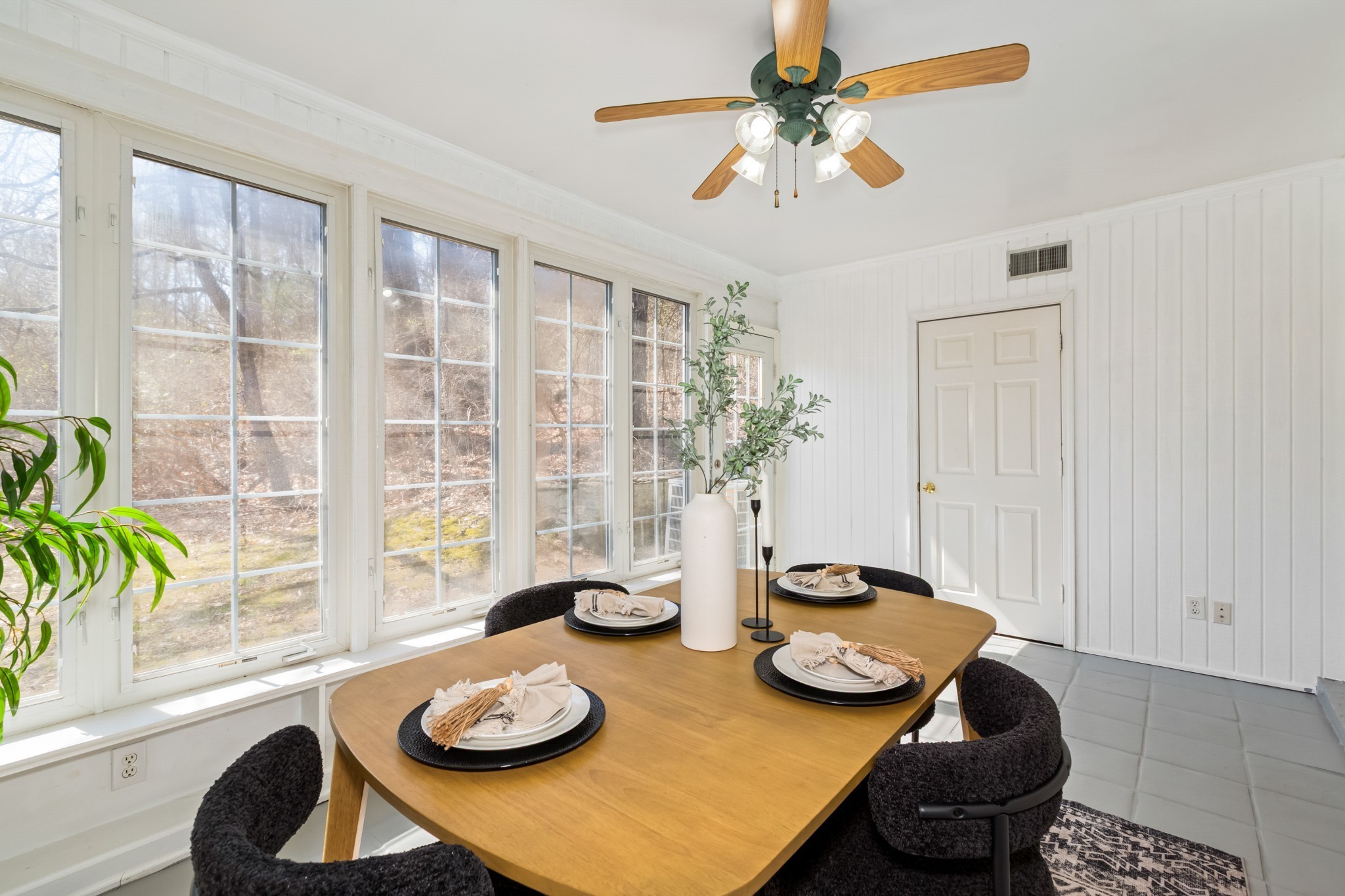 513 Williamsburg Dr