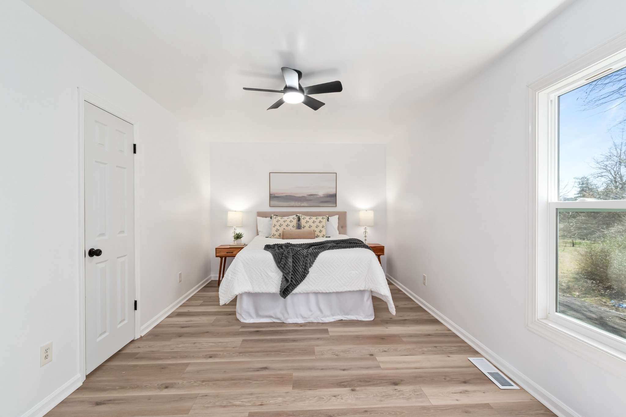 513 Williamsburg Dr