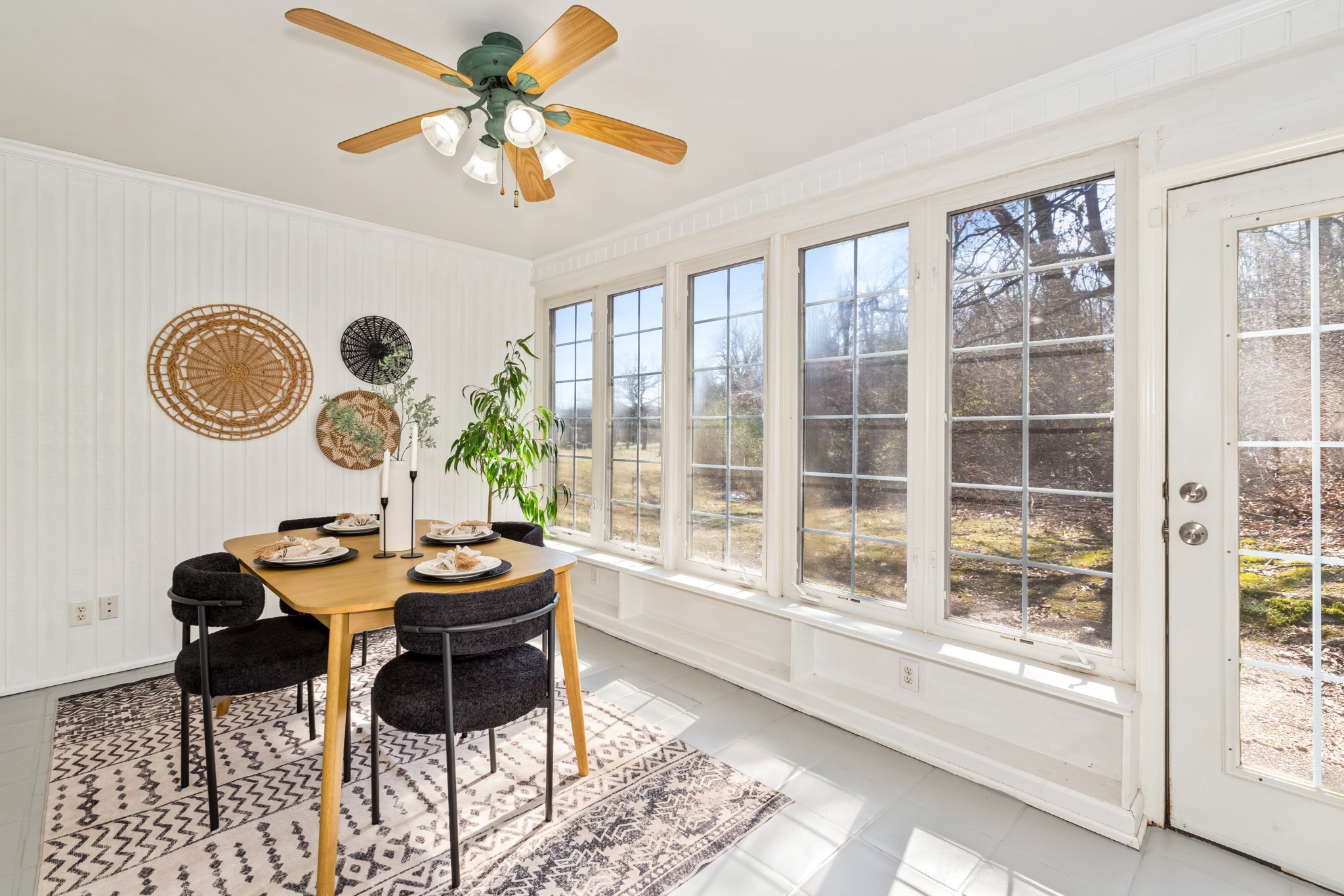 513 Williamsburg Dr