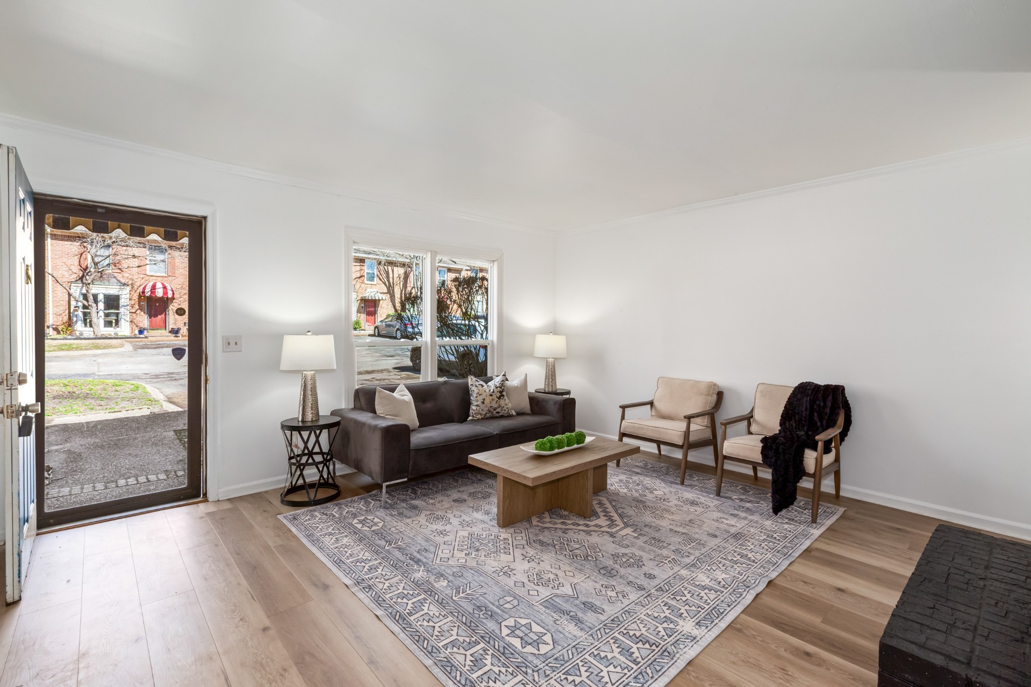 513 Williamsburg Dr