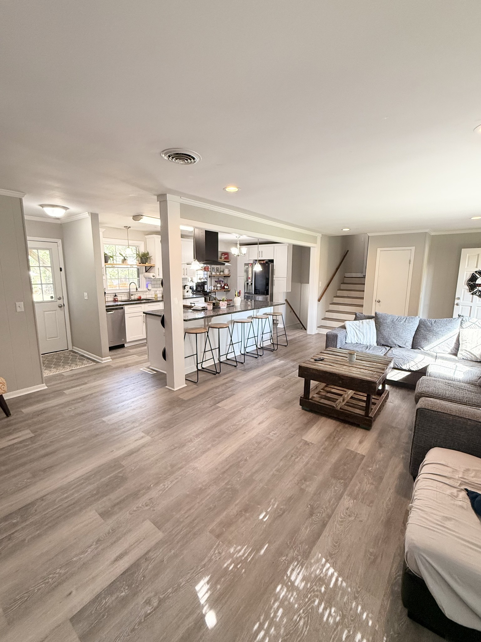 121 Grandview Cir