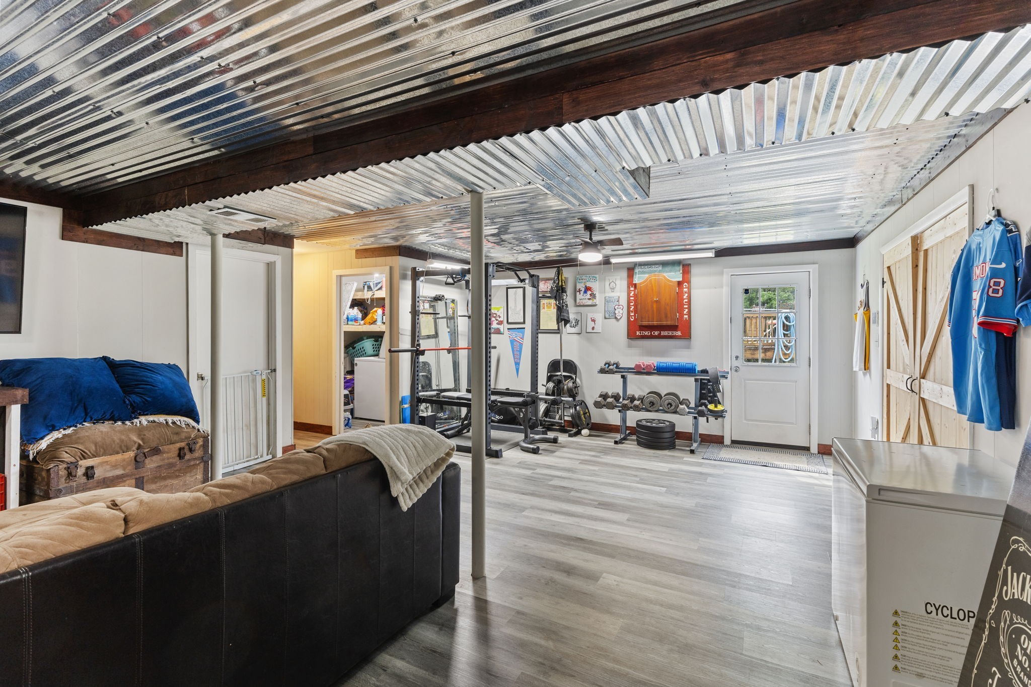 121 Grandview Cir
