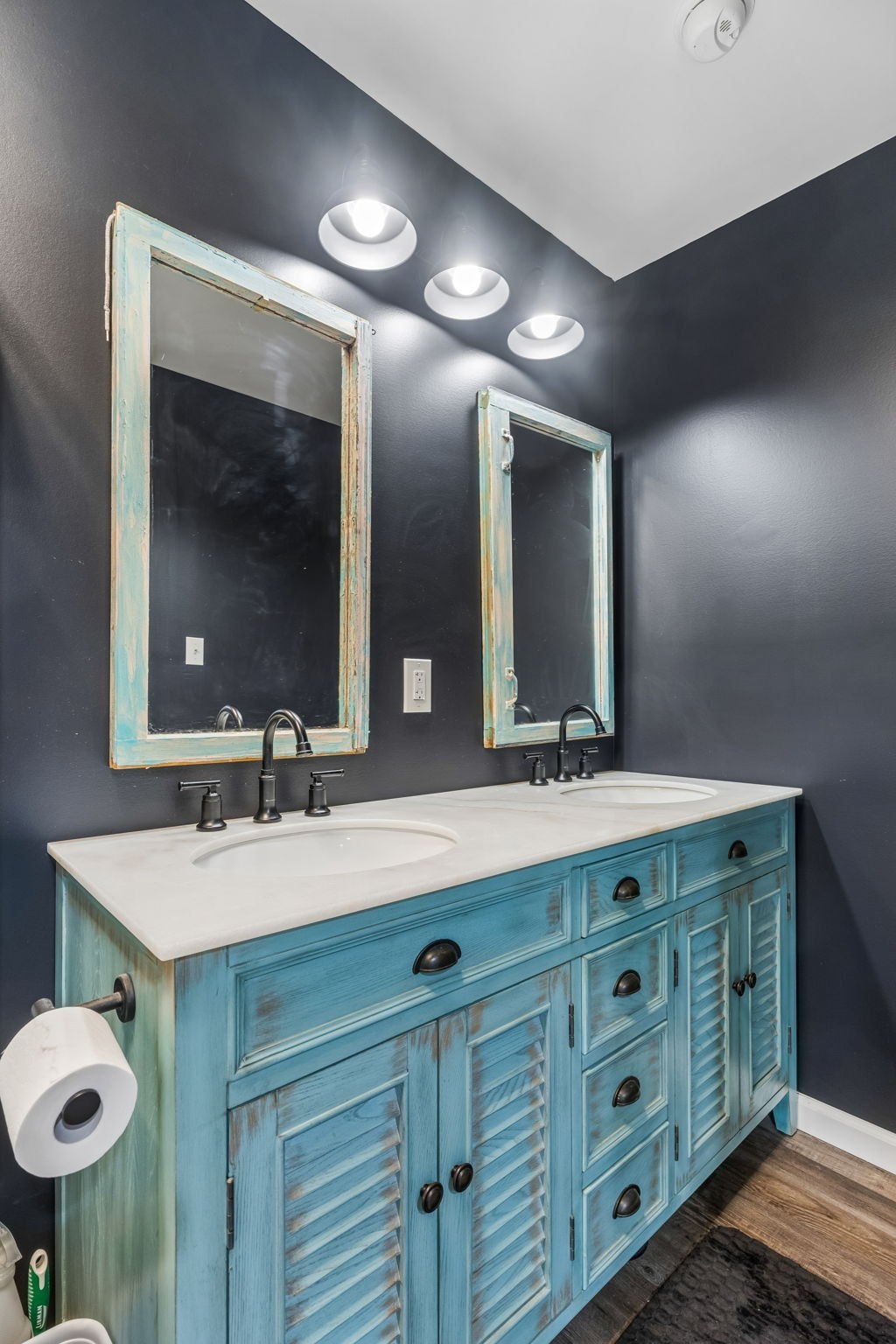 121 Grandview Cir
