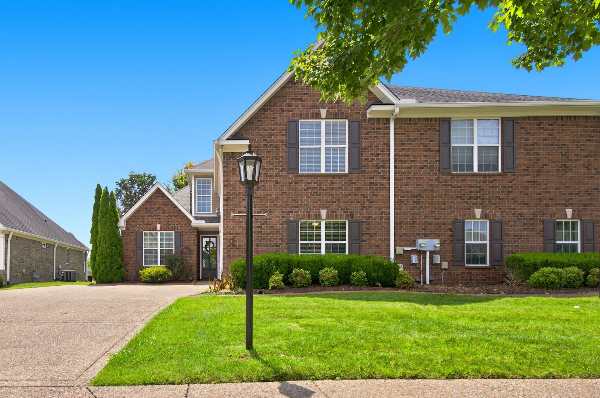 1009 Larkwood Dr