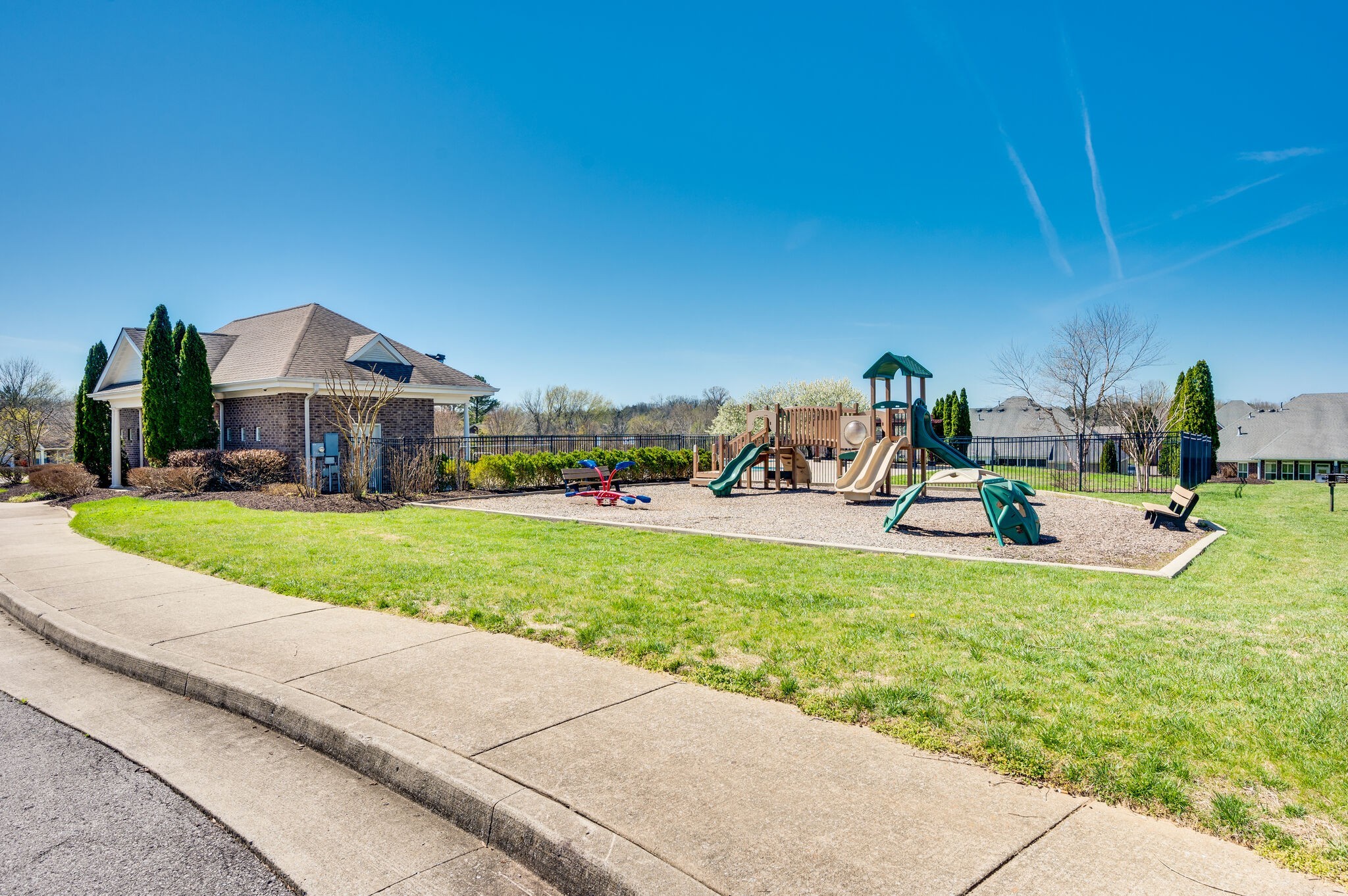1009 Larkwood Dr