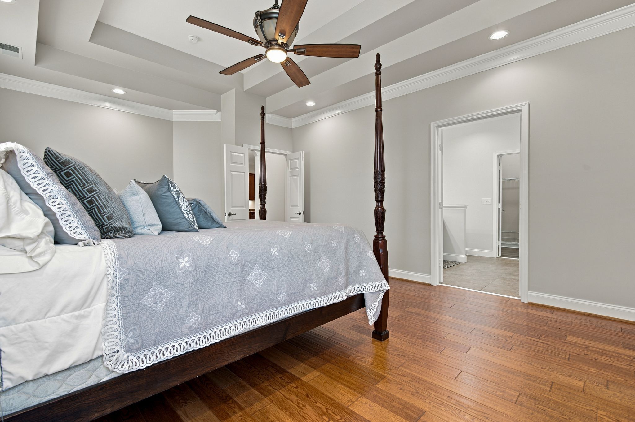 1009 Larkwood Dr