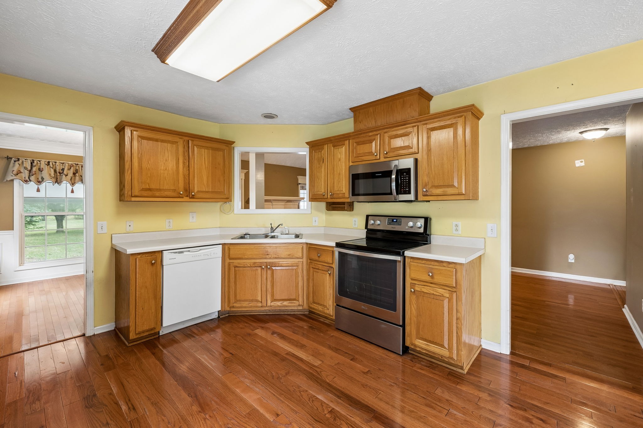 759 Rock Springs Rd