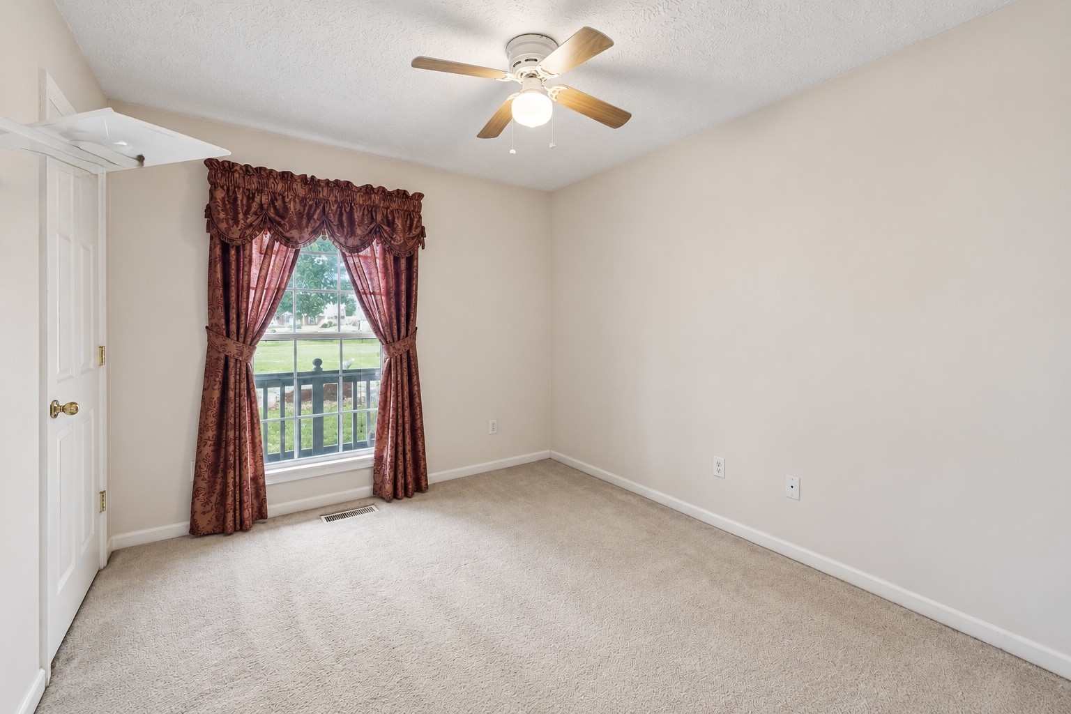 759 Rock Springs Rd
