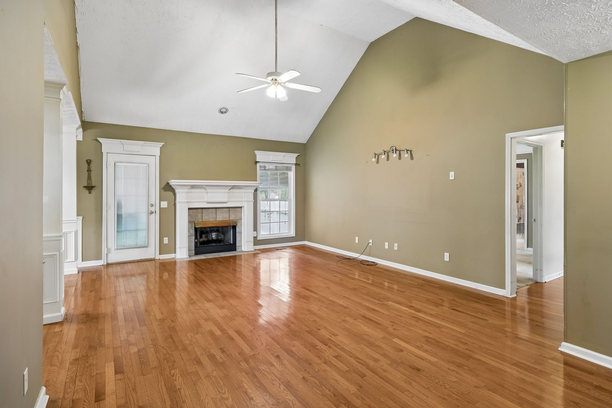 759 Rock Springs Rd