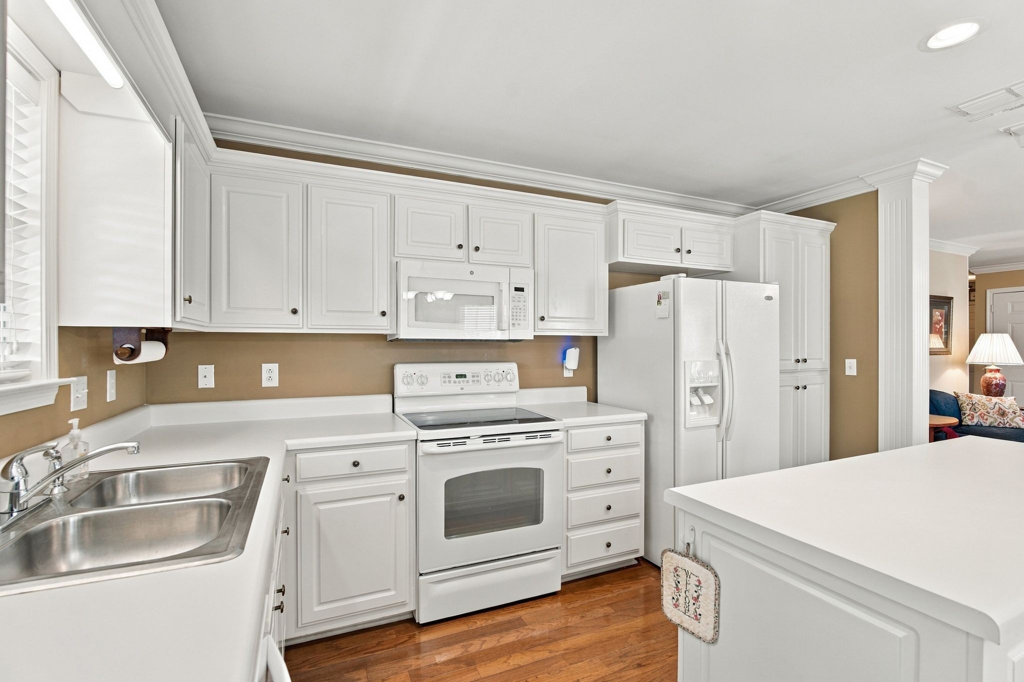 366 Golfview Ct