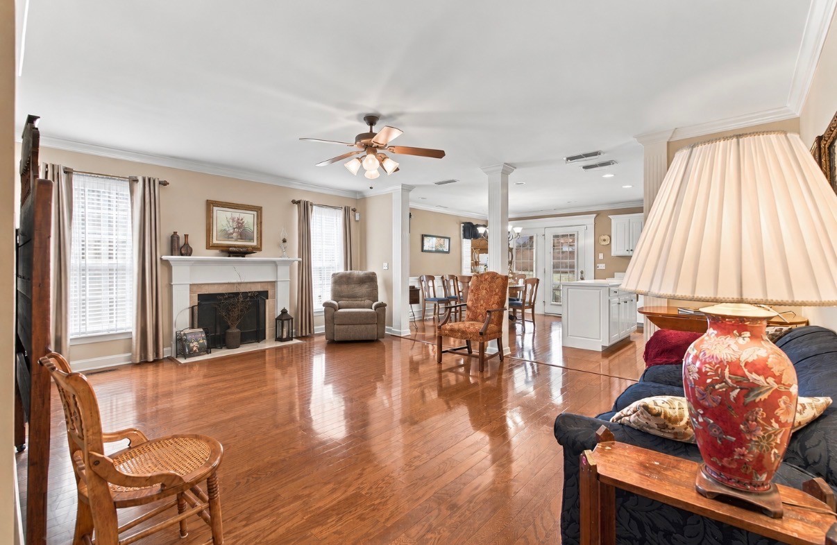 366 Golfview Ct