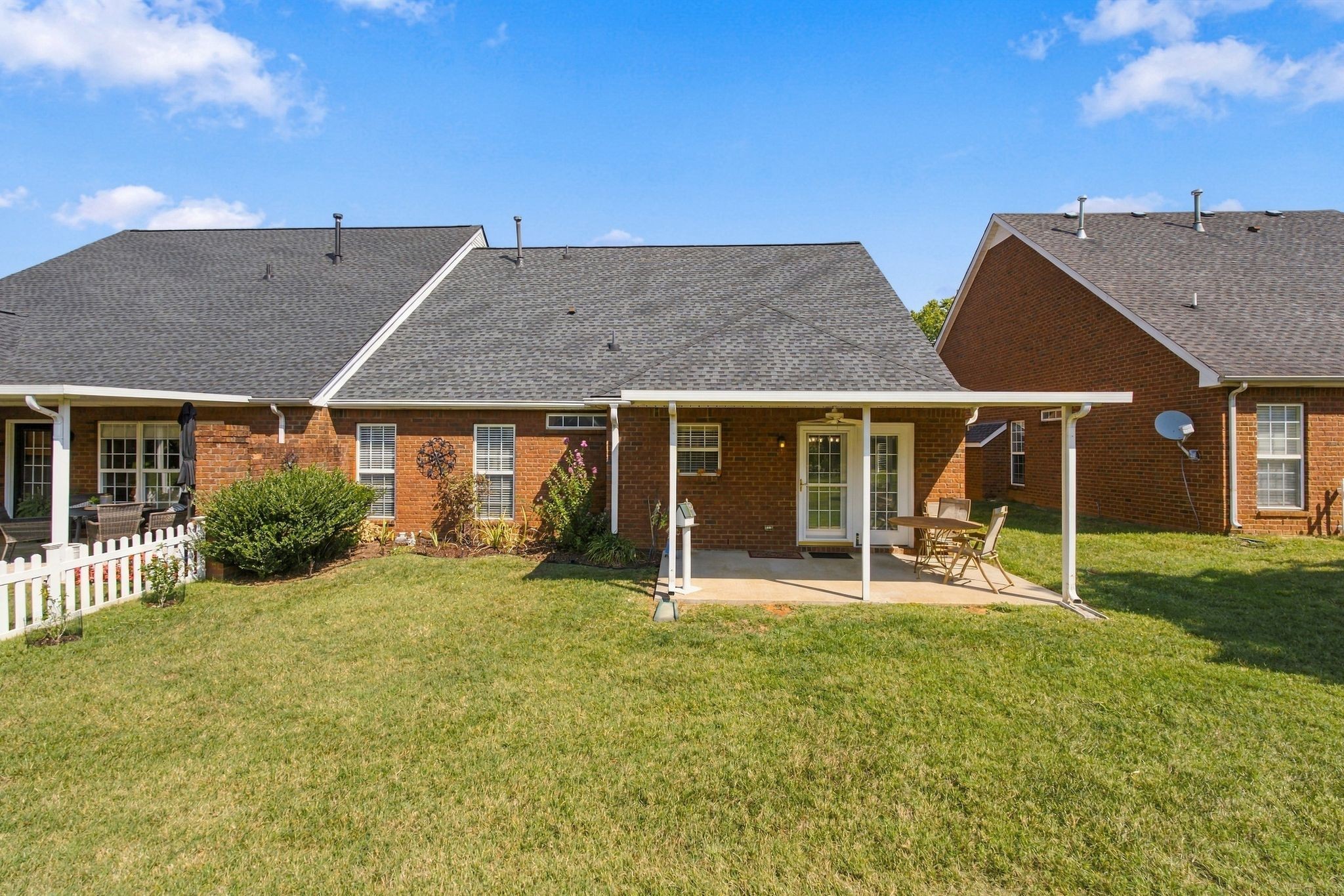 366 Golfview Ct