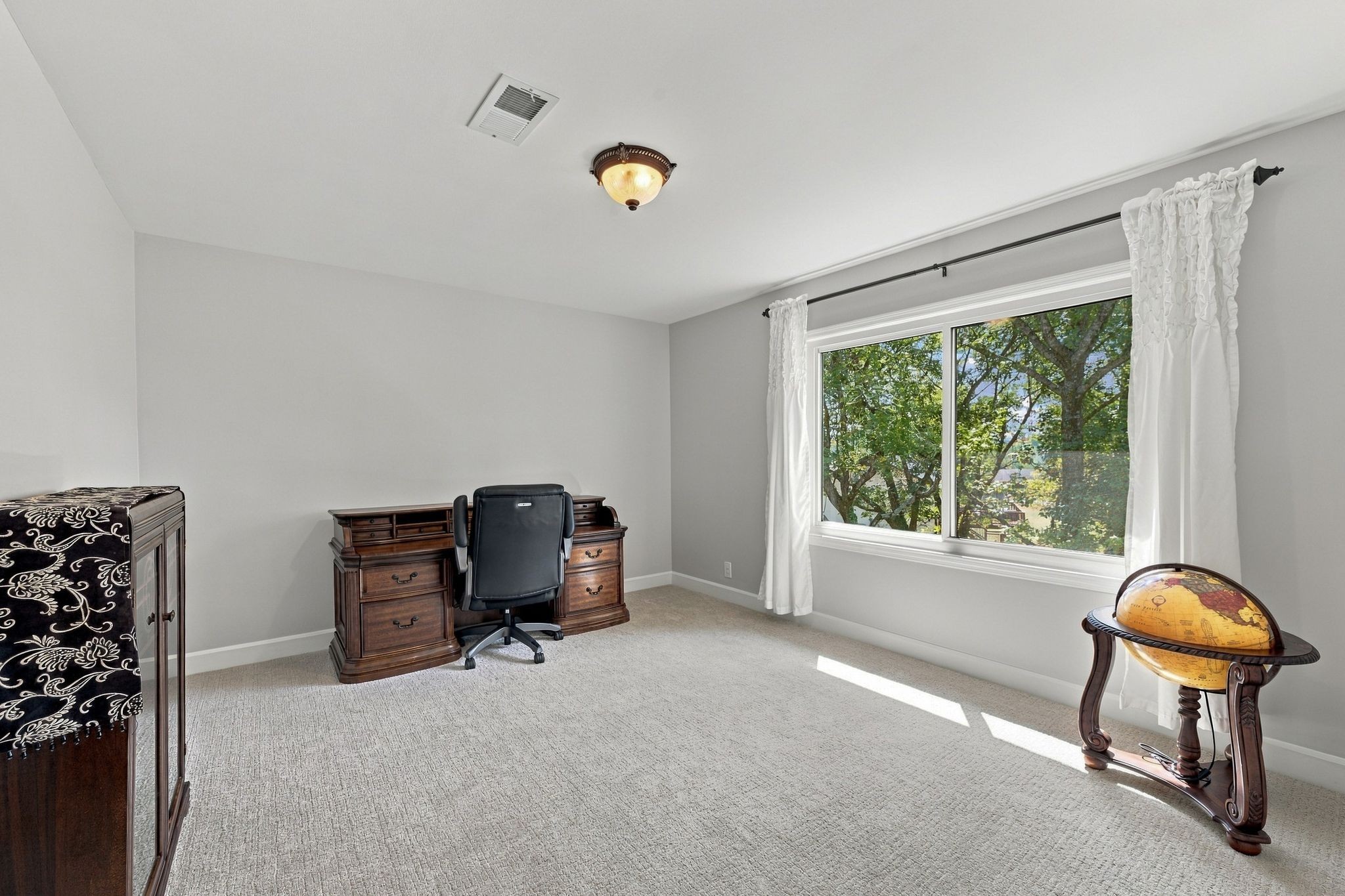 5629 Highland Way