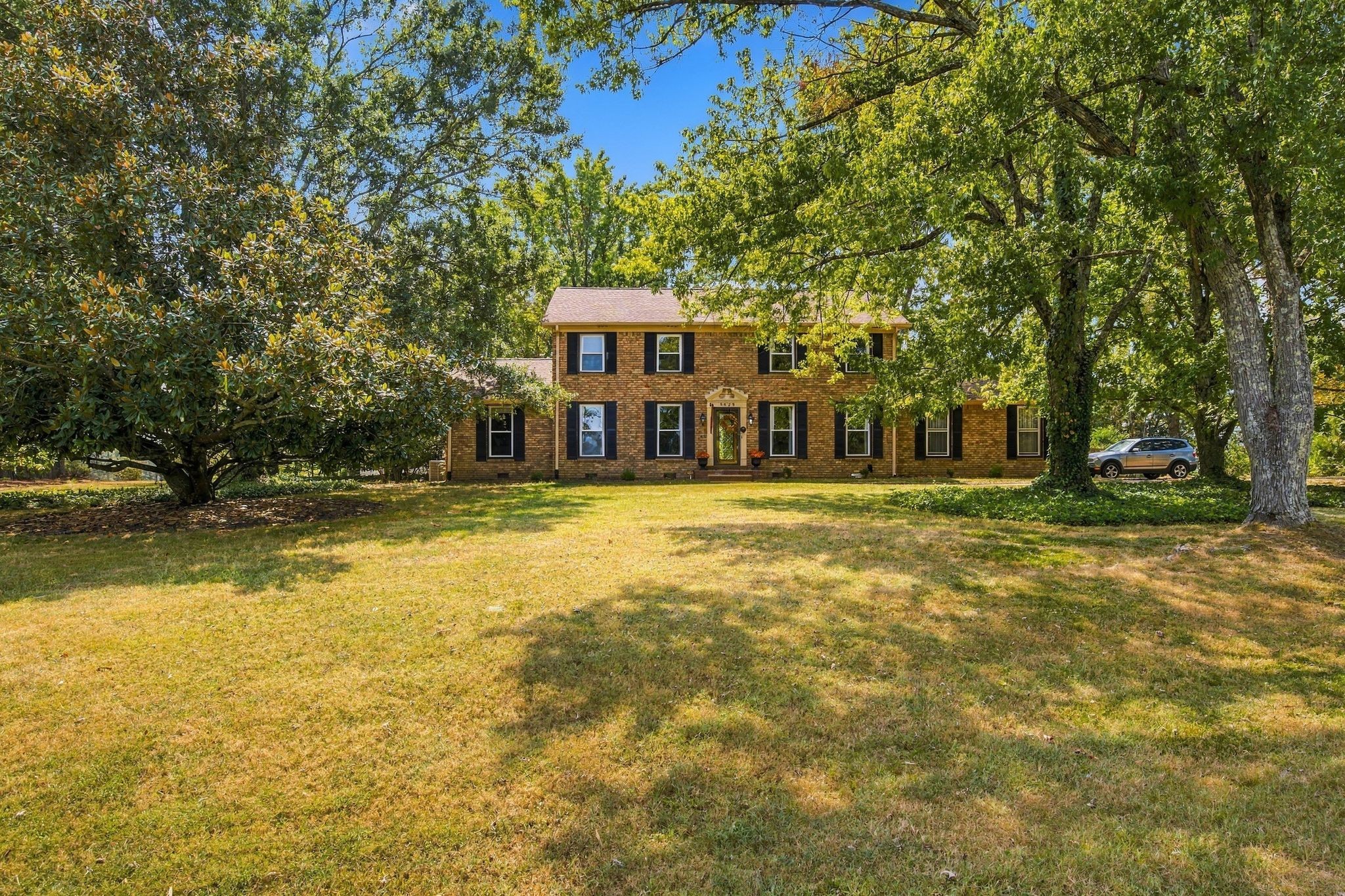 5629 Highland Way