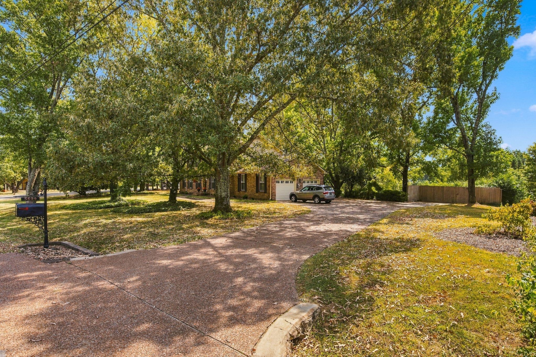 5629 Highland Way