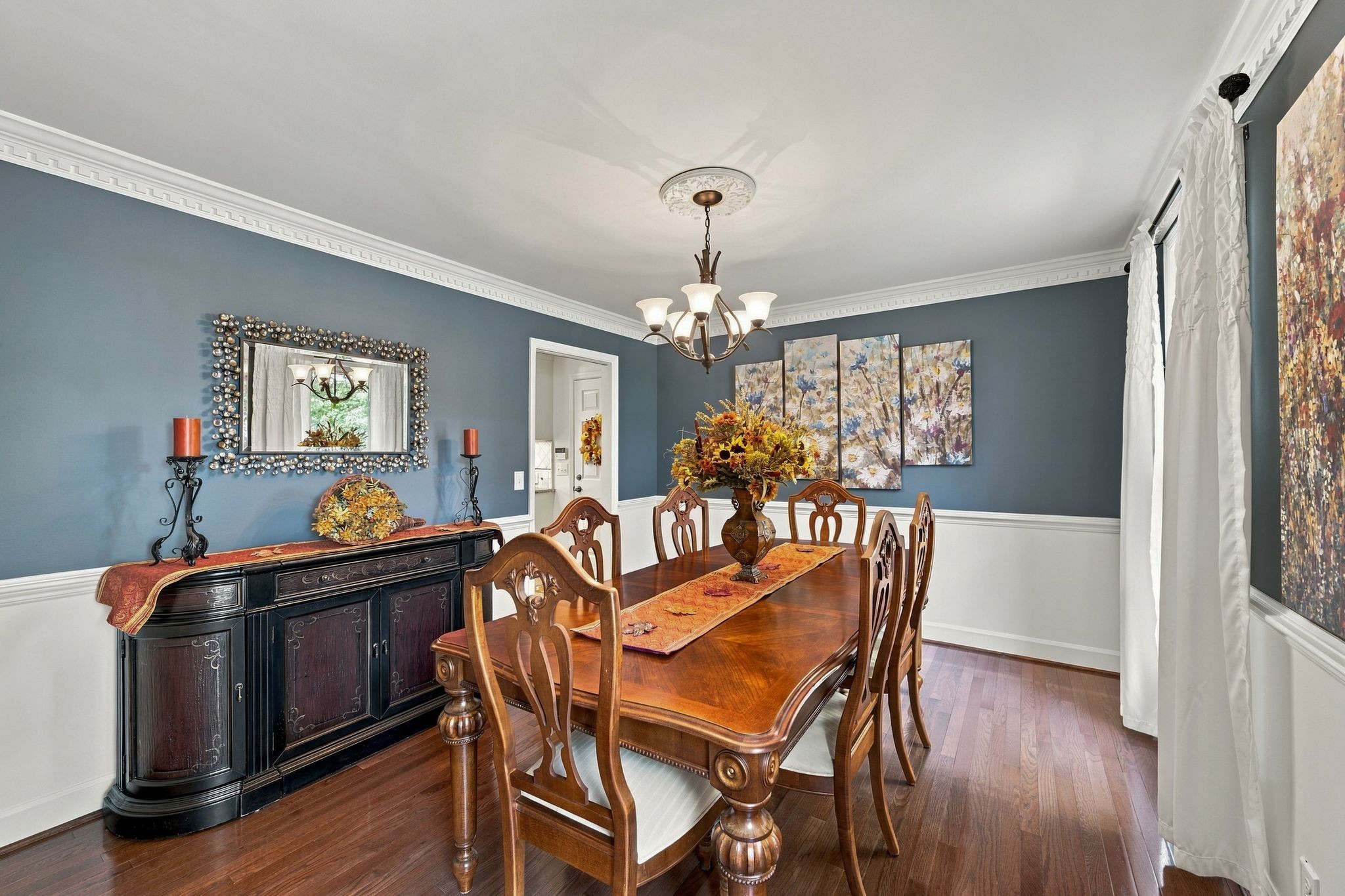 5629 Highland Way