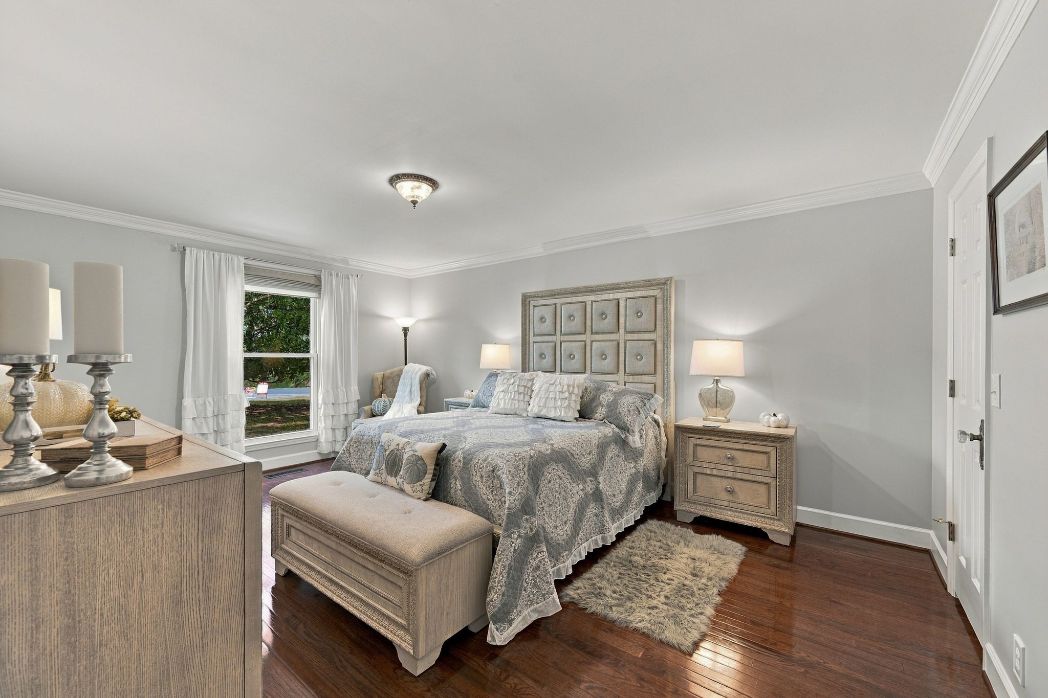 5629 Highland Way