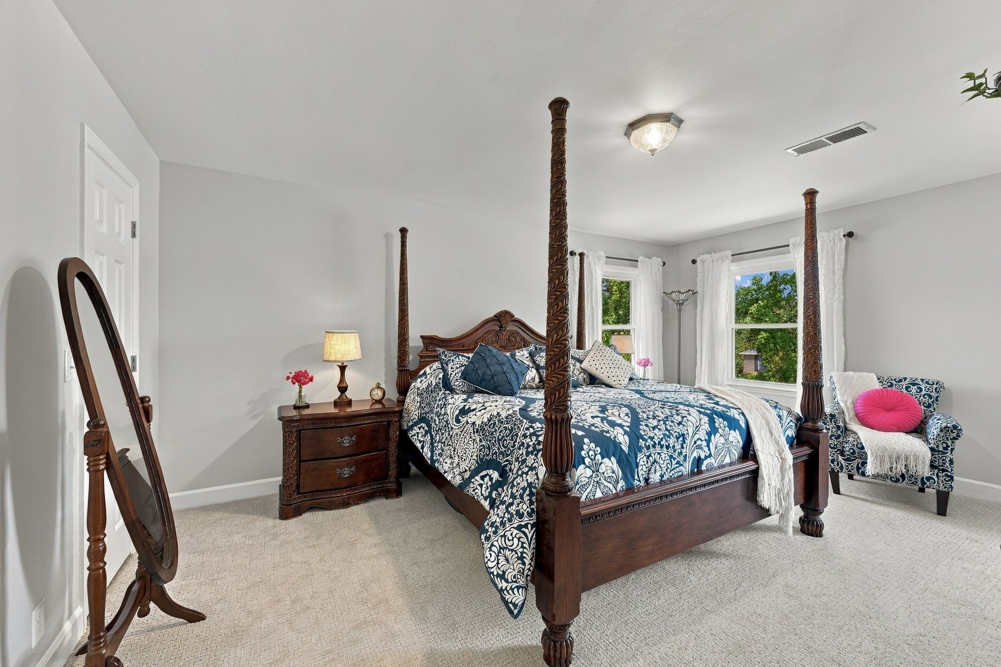 5629 Highland Way