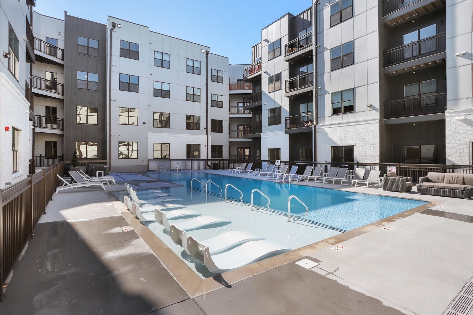 1677 54th Ave N Unit: 217